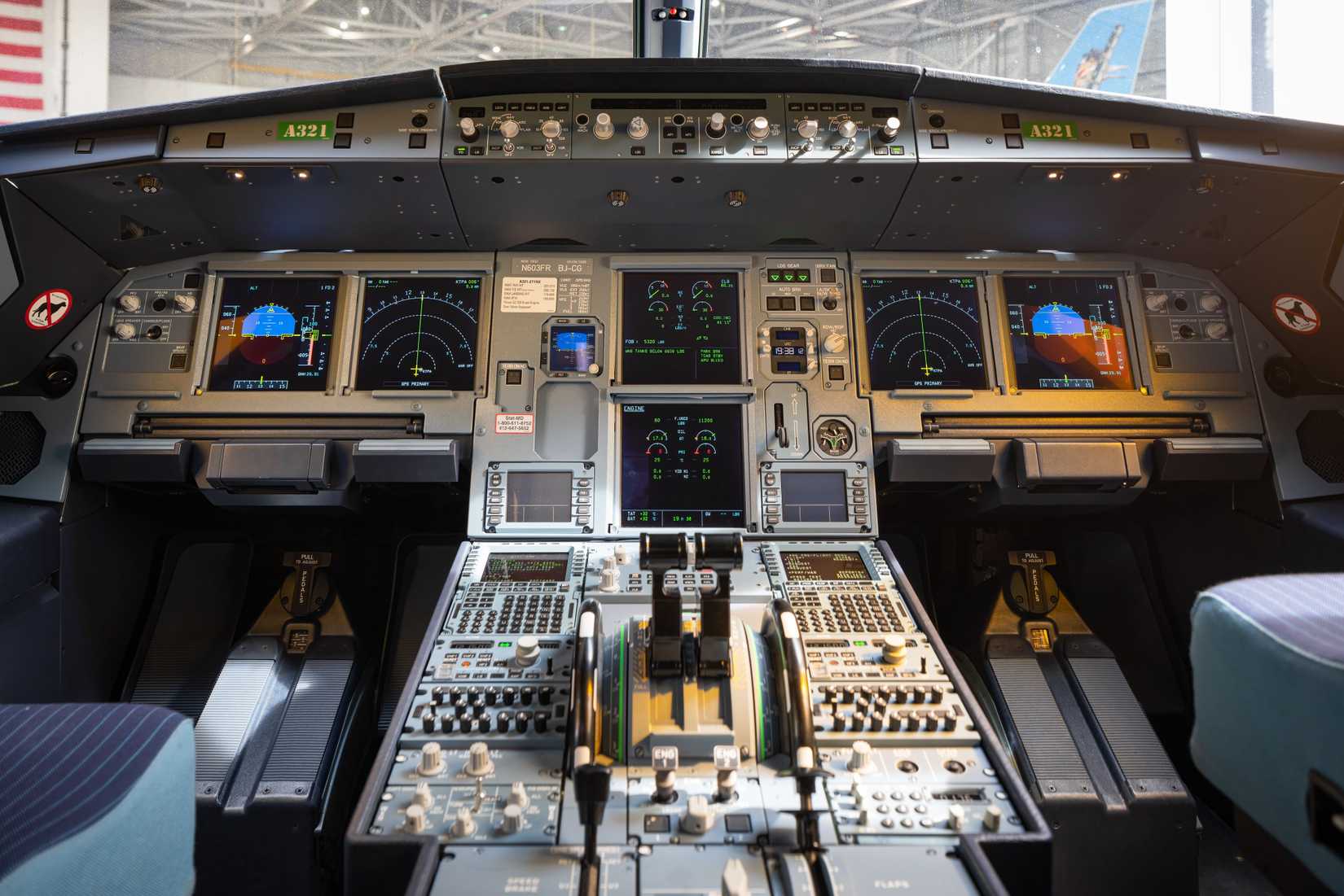 Frontier Airlines A321neo cockpit