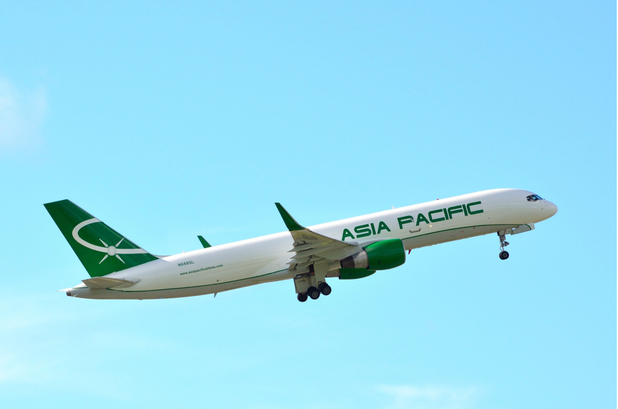 ​​Asia Pacific Airlines Challenges Nauru Airlines' USDOT Application
