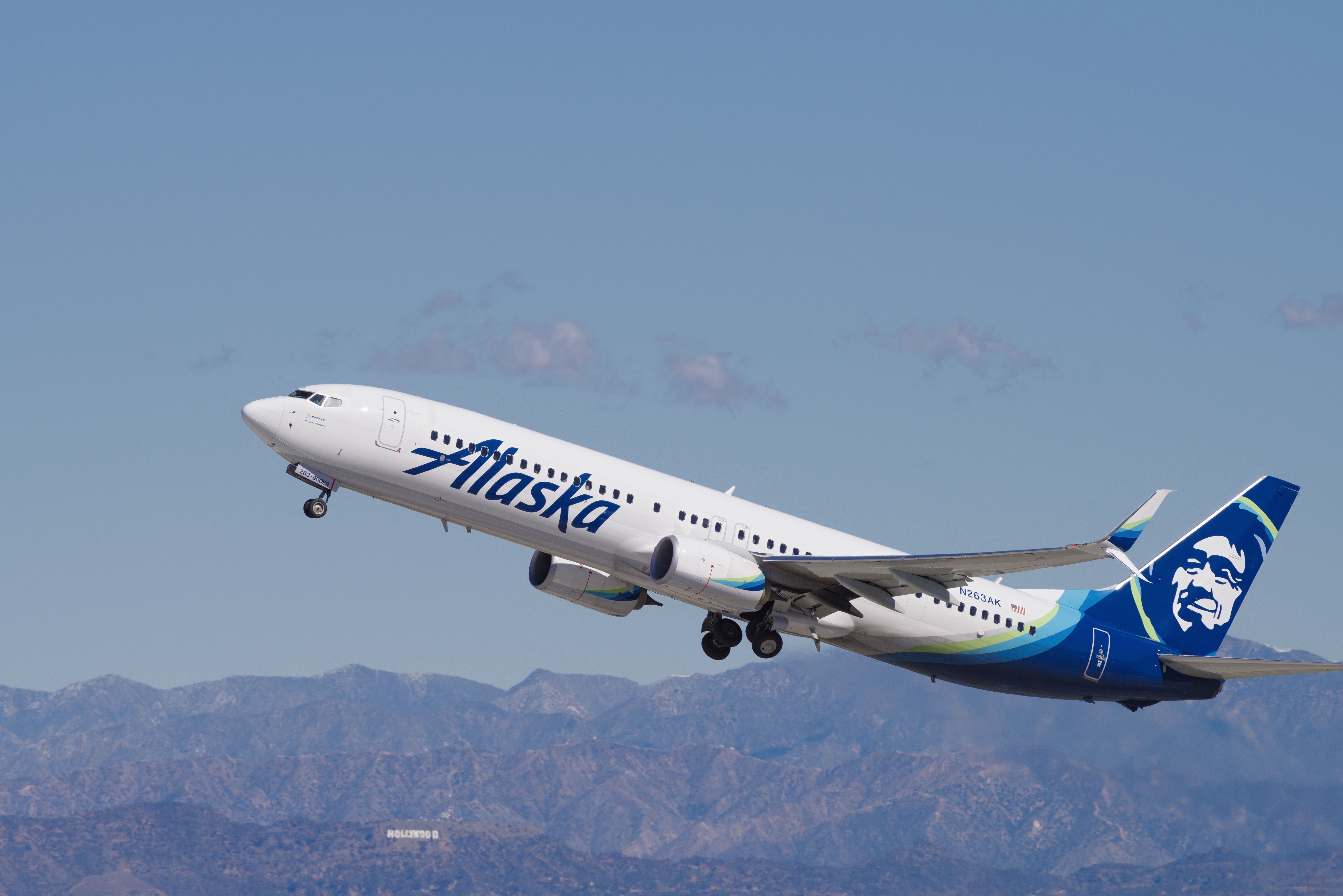 Caribbean Christmas: Alaska Airlines Adding Flights To Bahamas From Seattle & Los Angeles