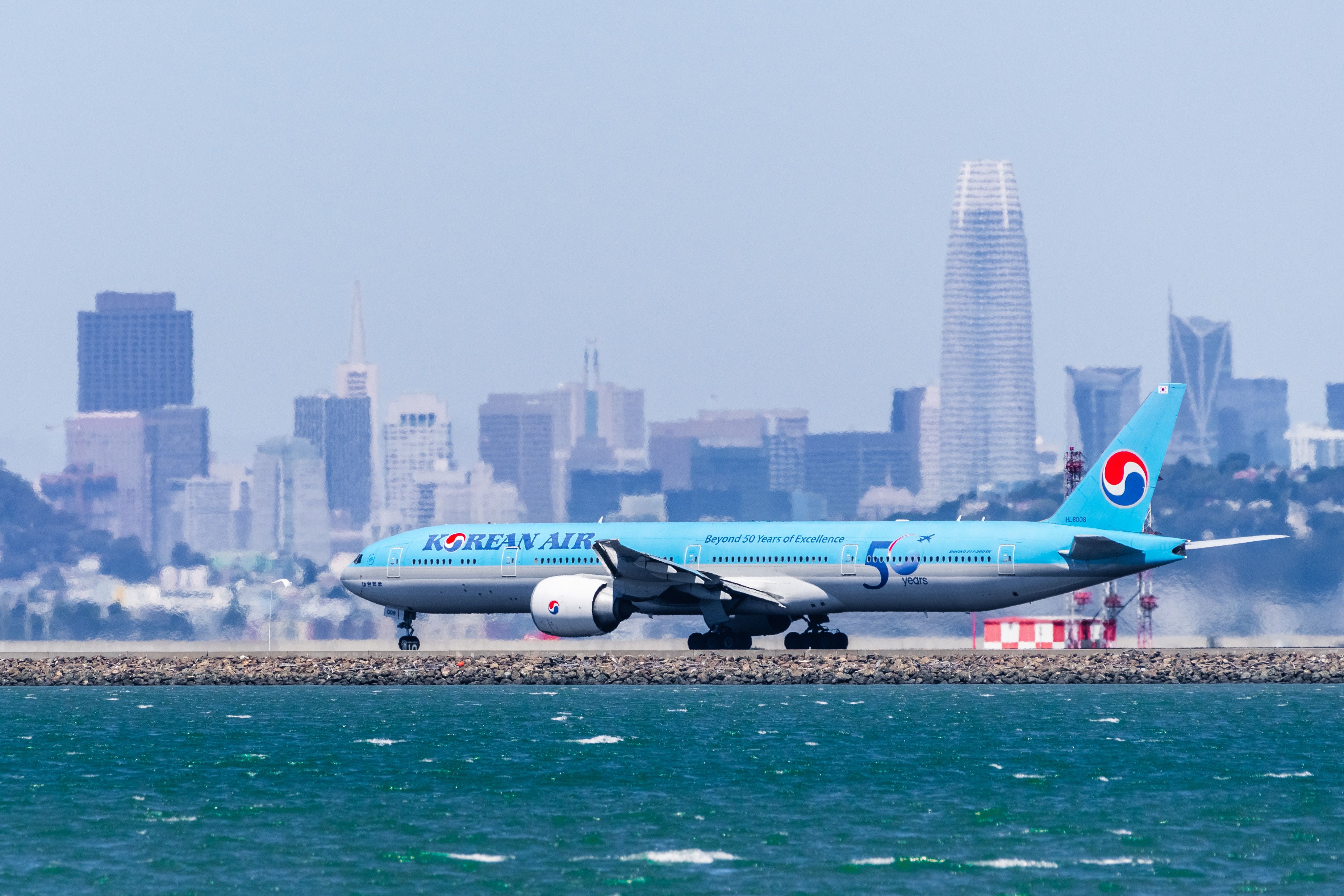 28 Years Of Service: Which Active Boeing 777s Have The Most Hours & Cycles?