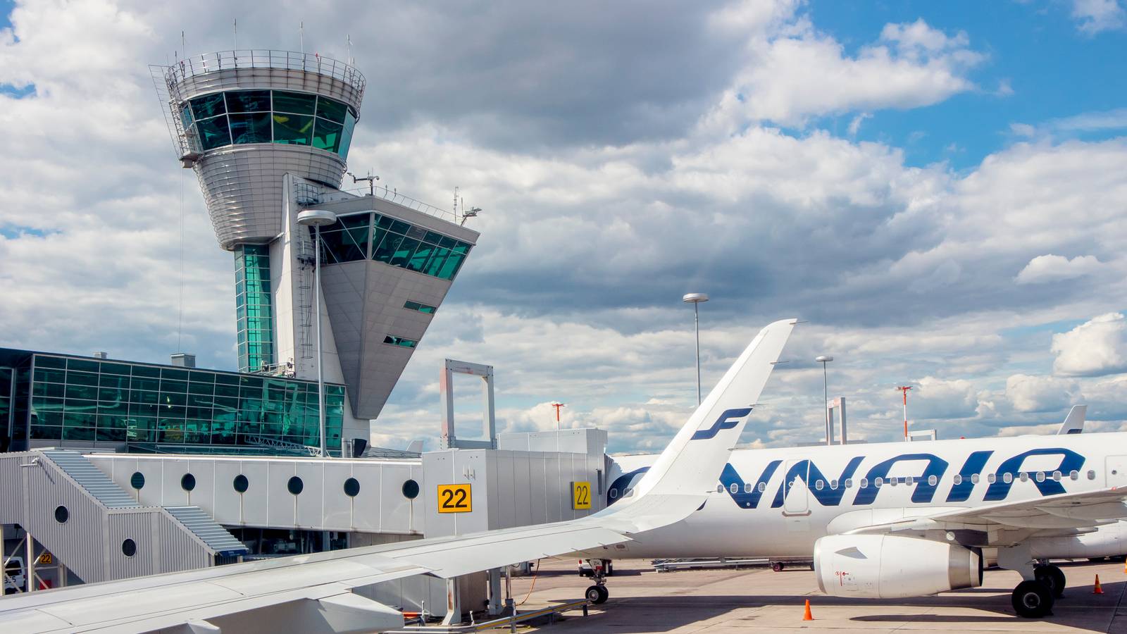 Helsinki Airport Is Now Letting Passengers Travel With 2 Liters Of Liquids In Hand Luggage