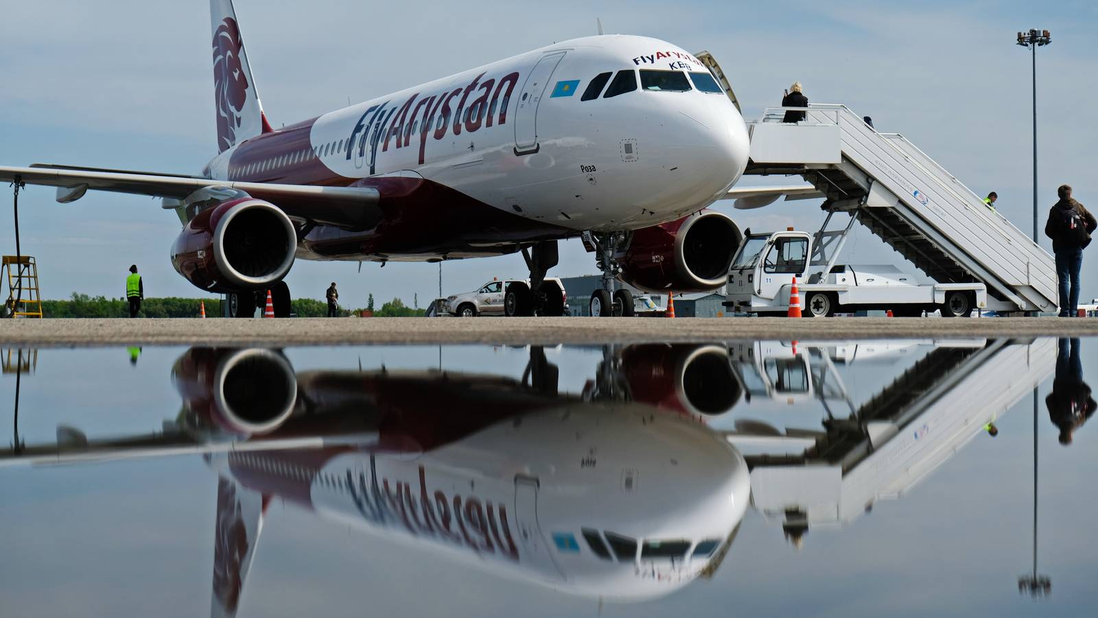 Kazakhstan's FlyArystan Offers Free Flight Tickets To Forest Fire Victims