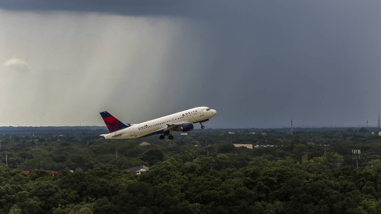 Thunderstorms Ground Flights In Miami And Fort Lauderdale