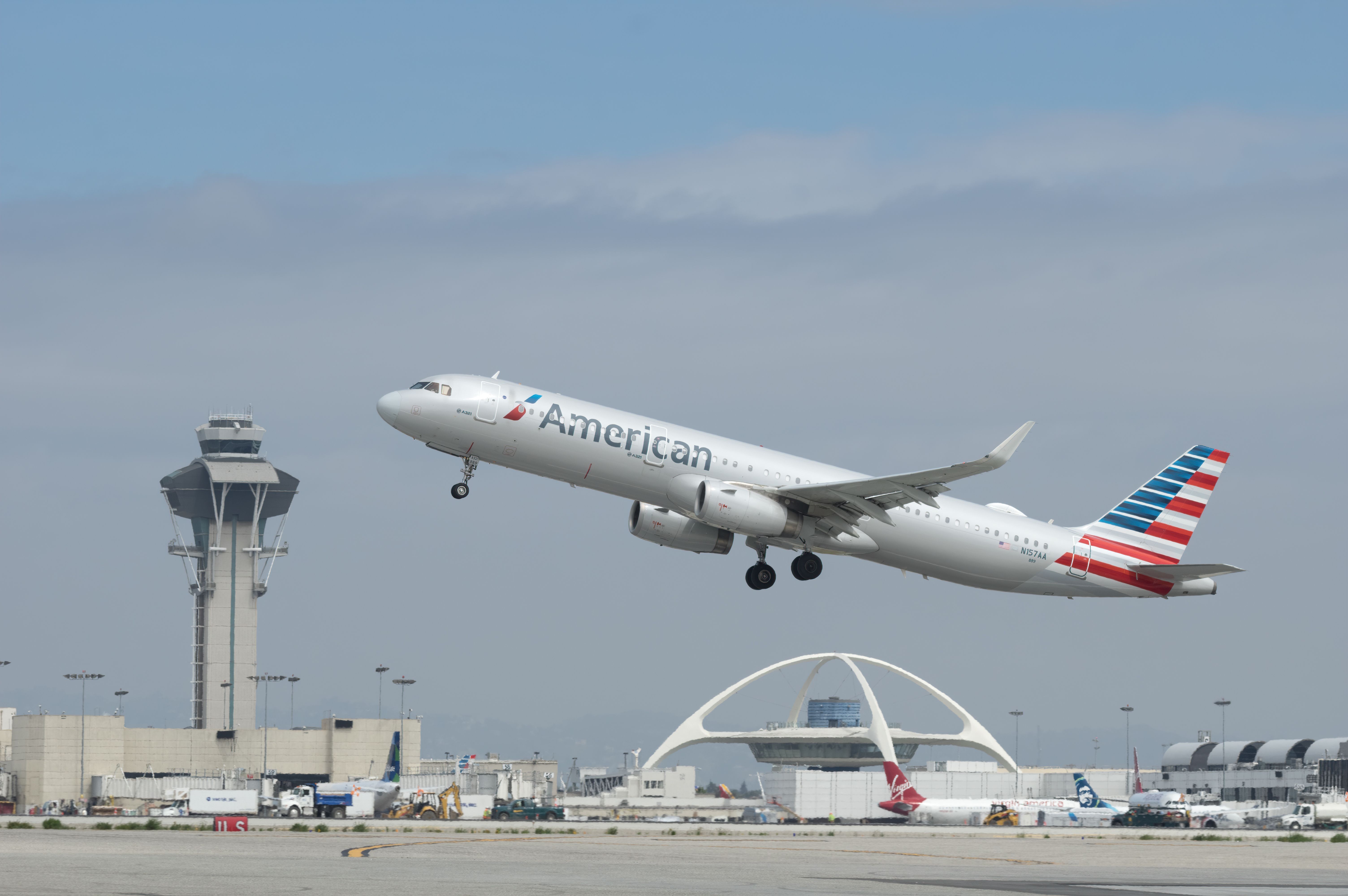 5 Amazing Things About The American Airlines Airbus A321 Transcon
