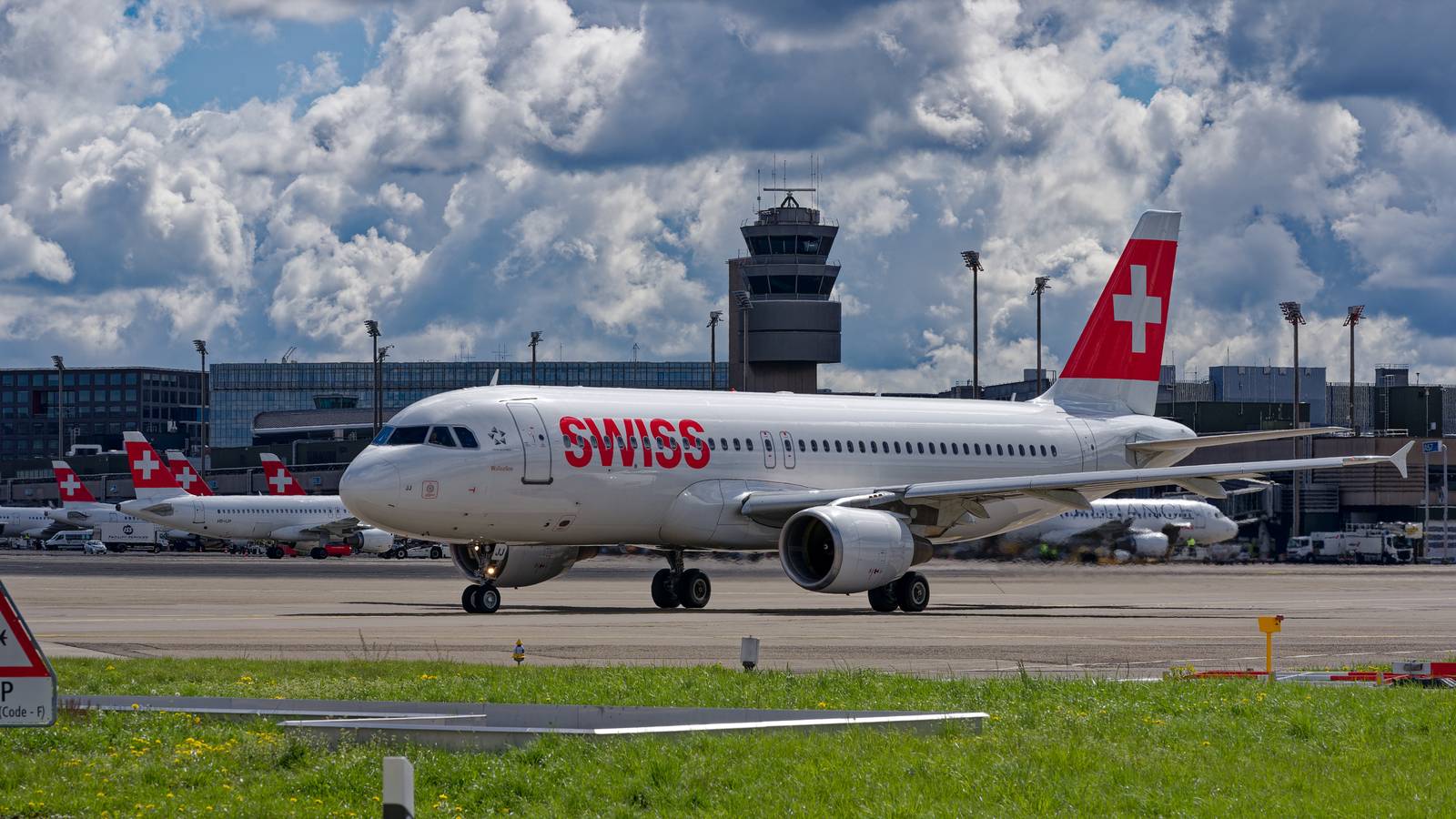 Revealed: The World's Most Vegan & Vegetarian-Friendly Airports