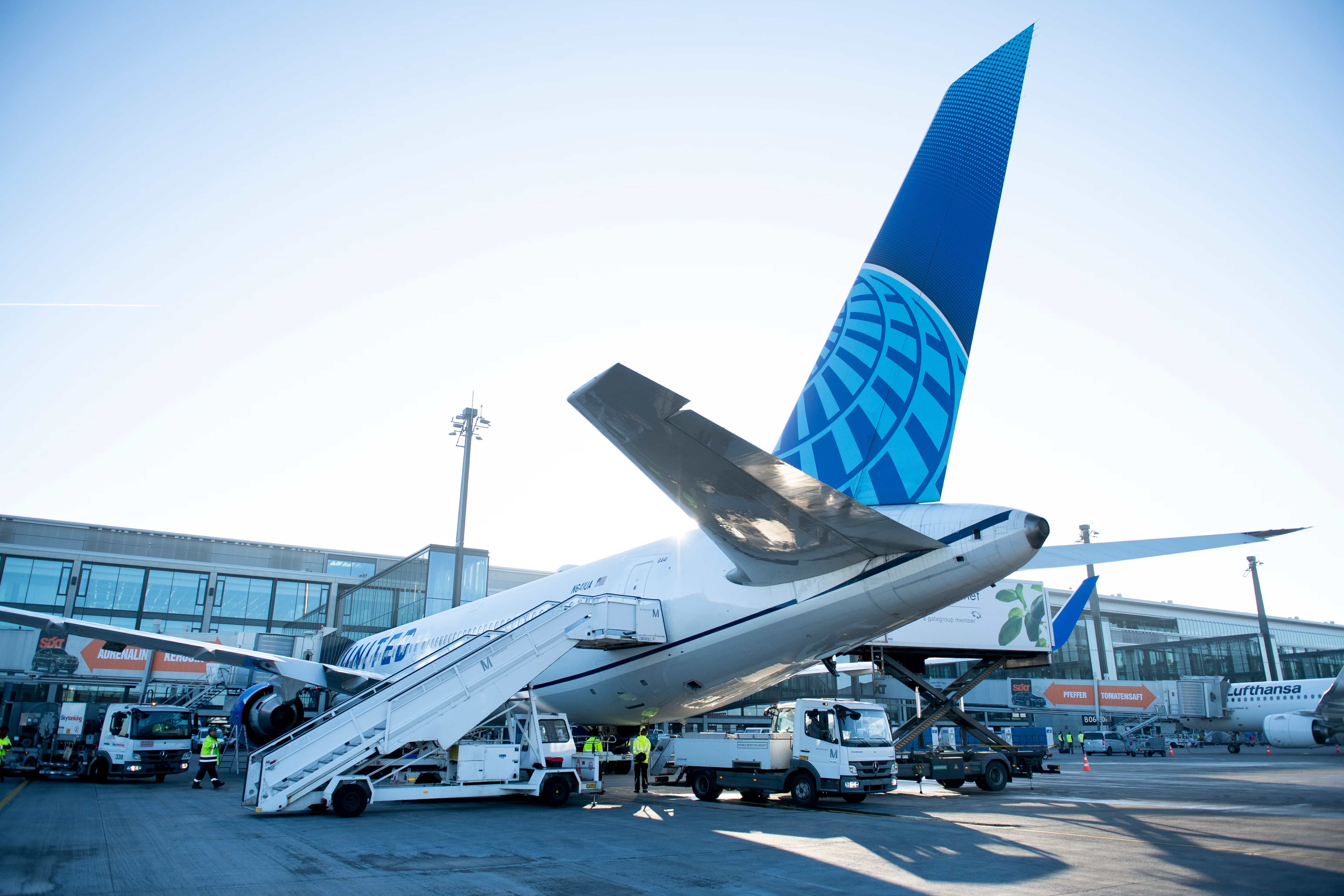 United Airlines Reduces July Flights From Newark Liberty International Airport To Honolulu
