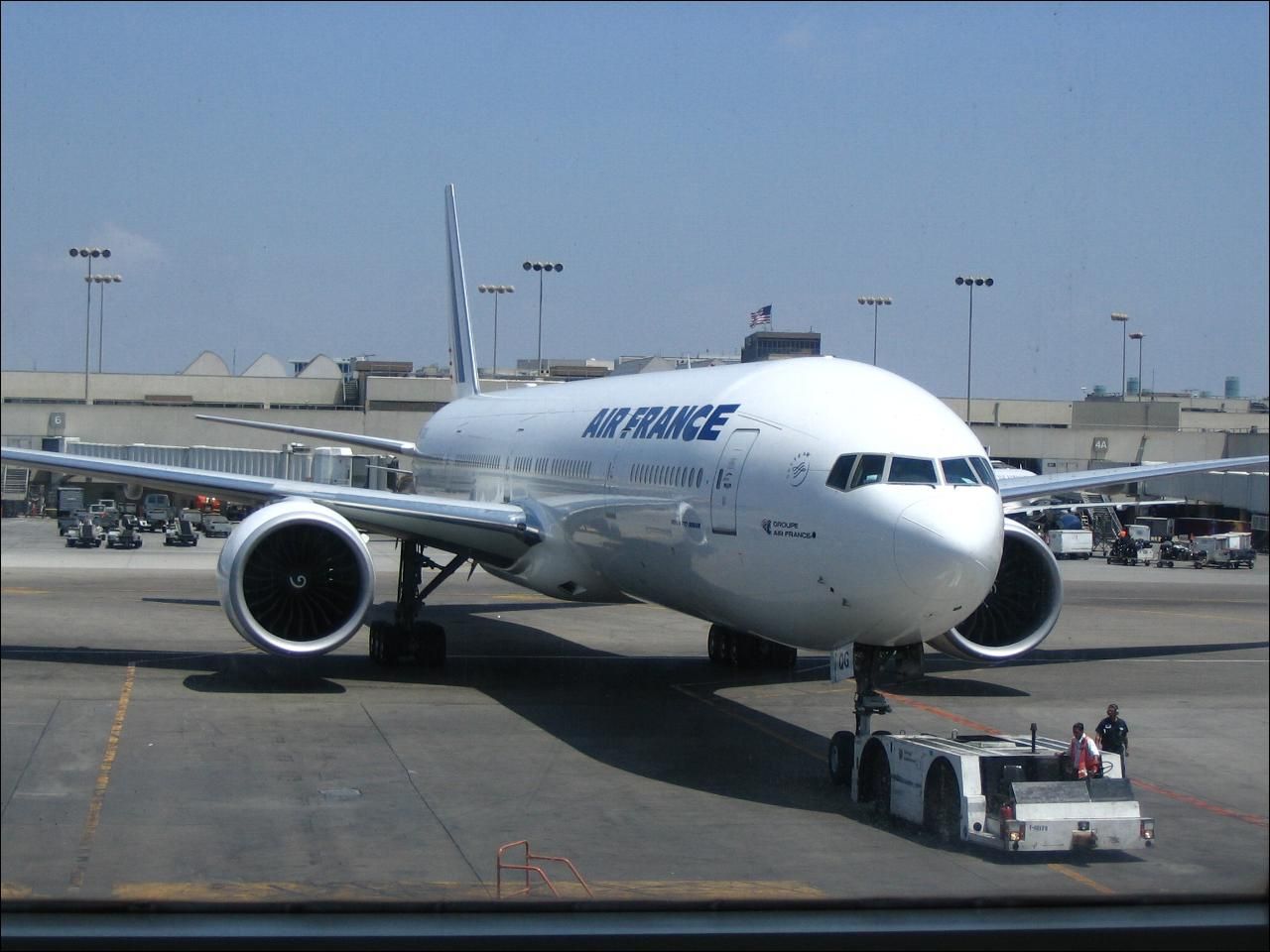 Passenger Left To Scrub Blood Off Floor Of Air France Boeing 777