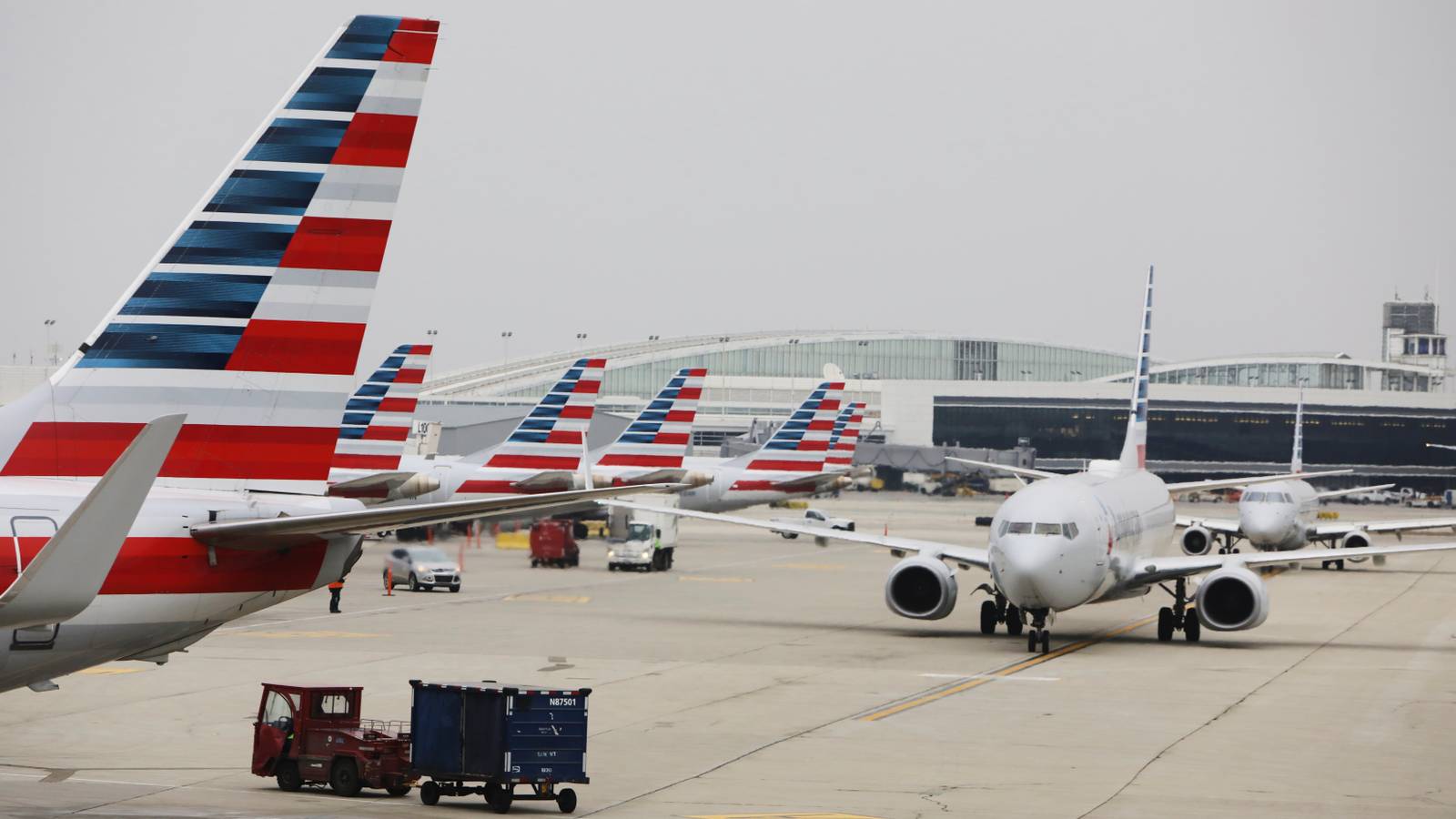 How Can Passengers Avoid Hidden Fees When Booking Flights?