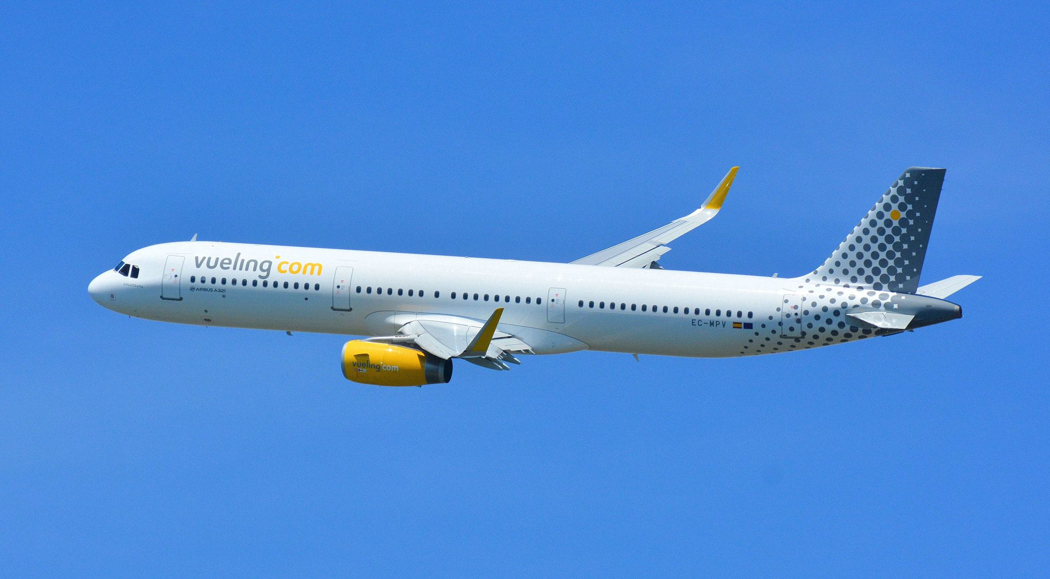 Vueling Unveils New Summer Inflight Menu