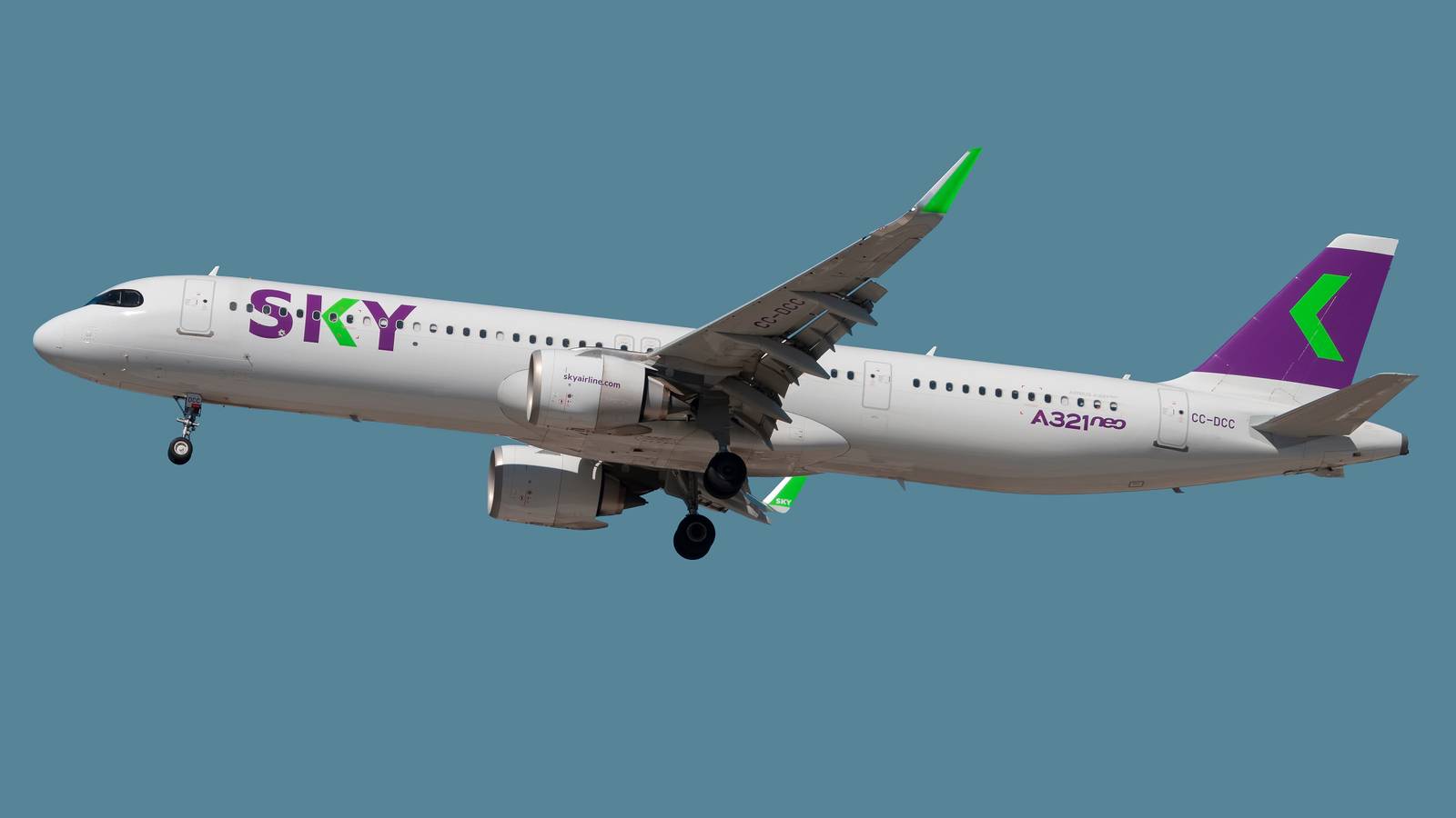 Meet The Only 100% Airbus NEO Family Airline: Sky Airline