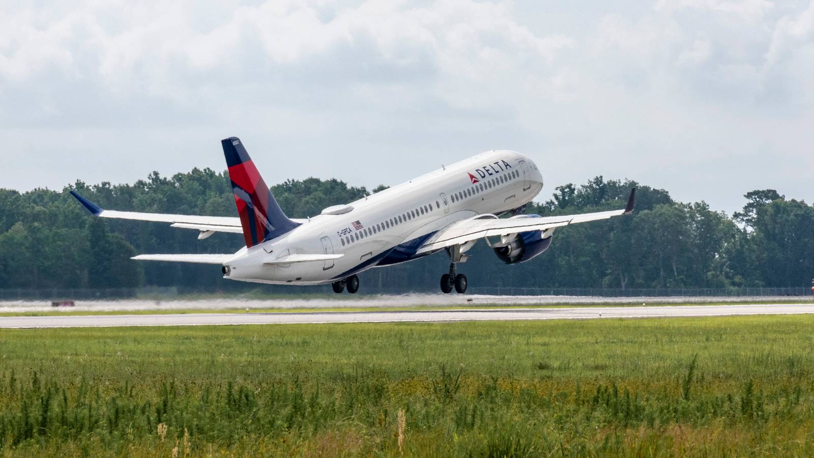Delta Air Lines Adds 12 More Airbus A220-300 Orders
