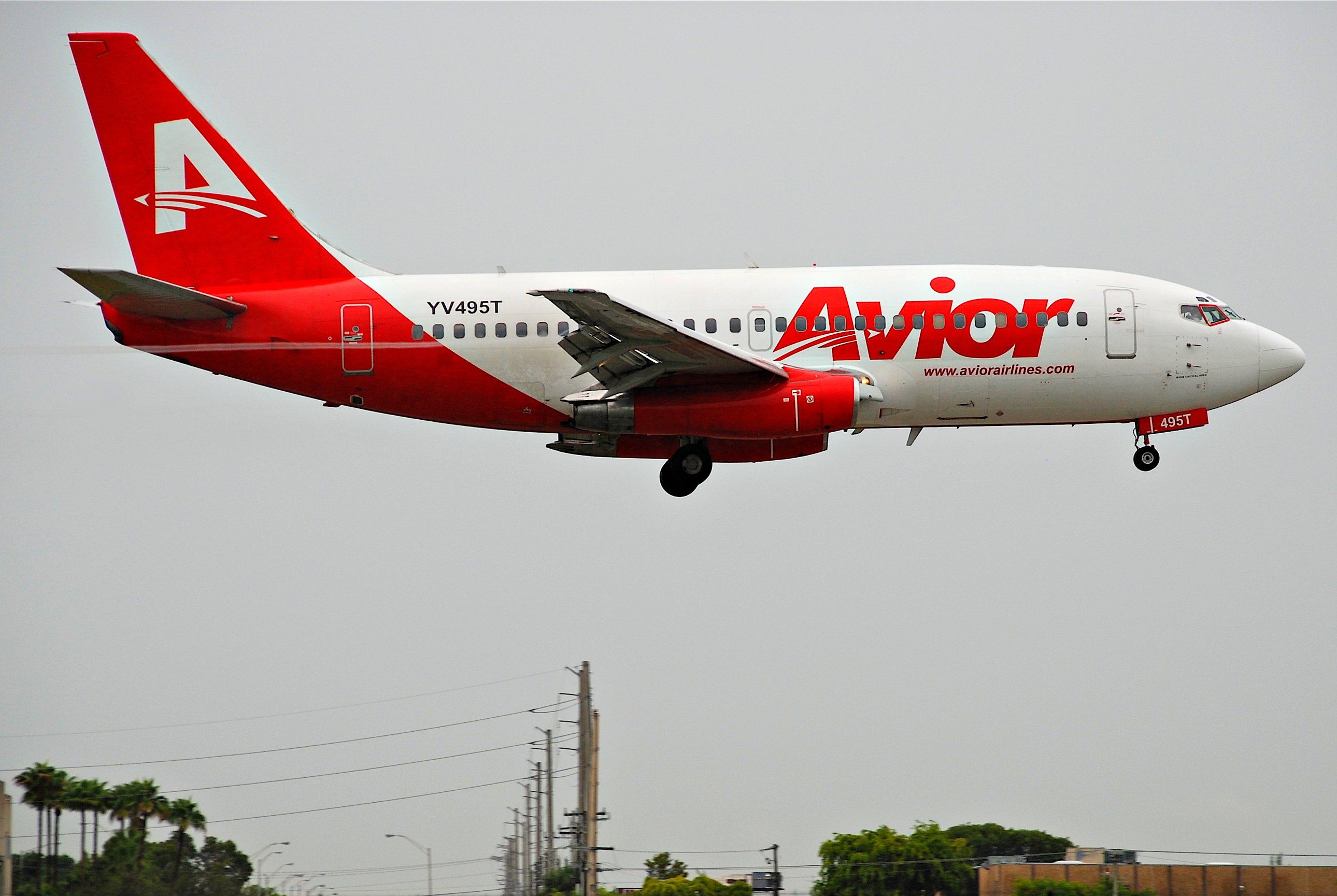 Avior Boeing 737-200