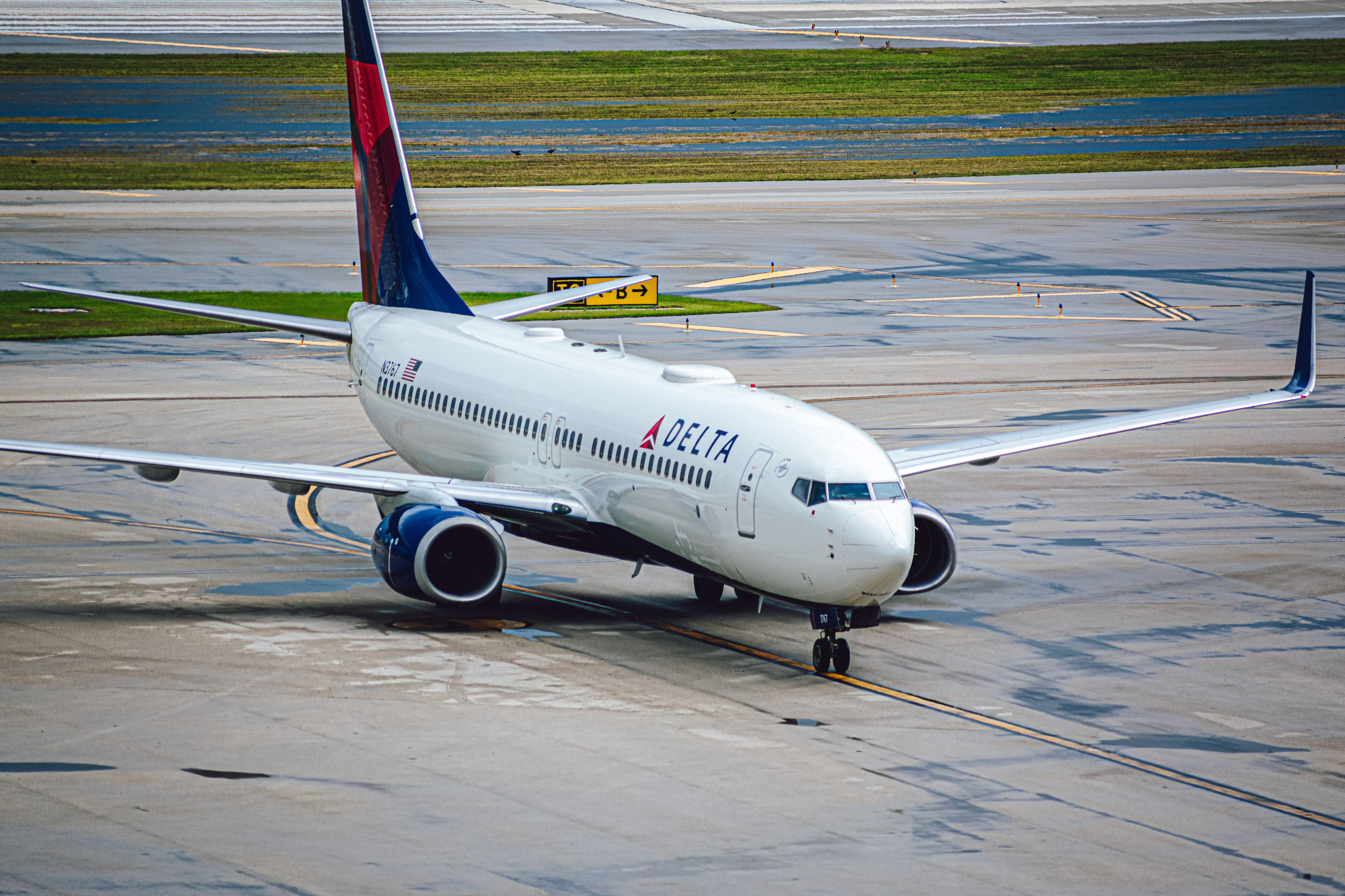 What Is The Typical Salary For A Delta Air Lines Pilot?