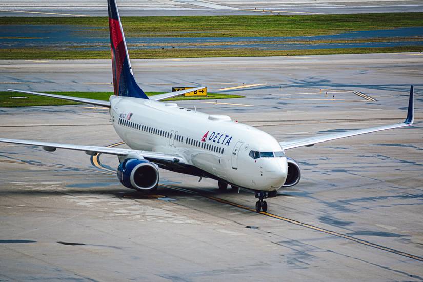 TWICE エアライン AIR LINES Delta Adds New Flights From Salt Lake City to Hawaii with 767