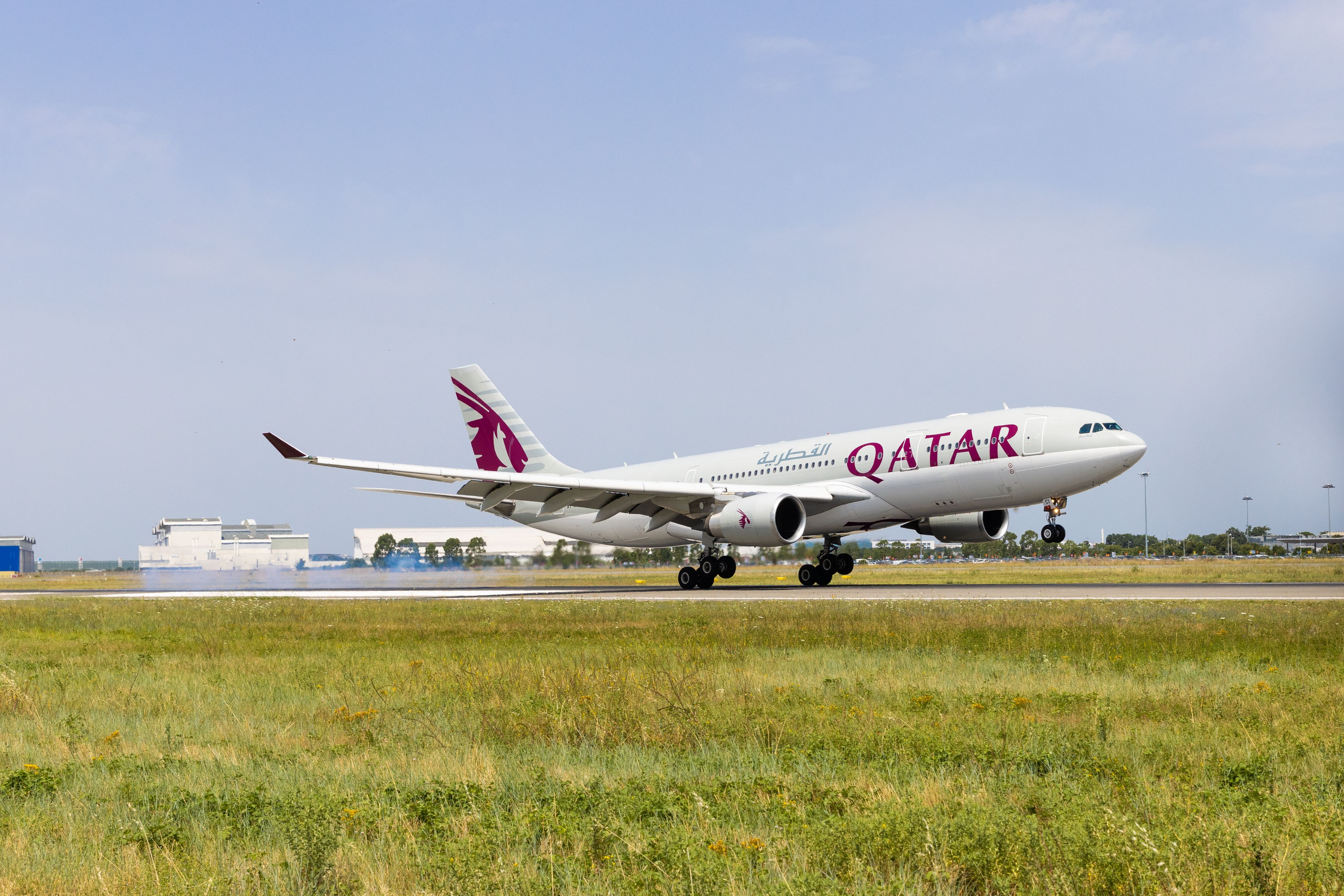 Qatar Airways Officially Ends Its Airbus A330 Era, Sends Pilots To RwandAir