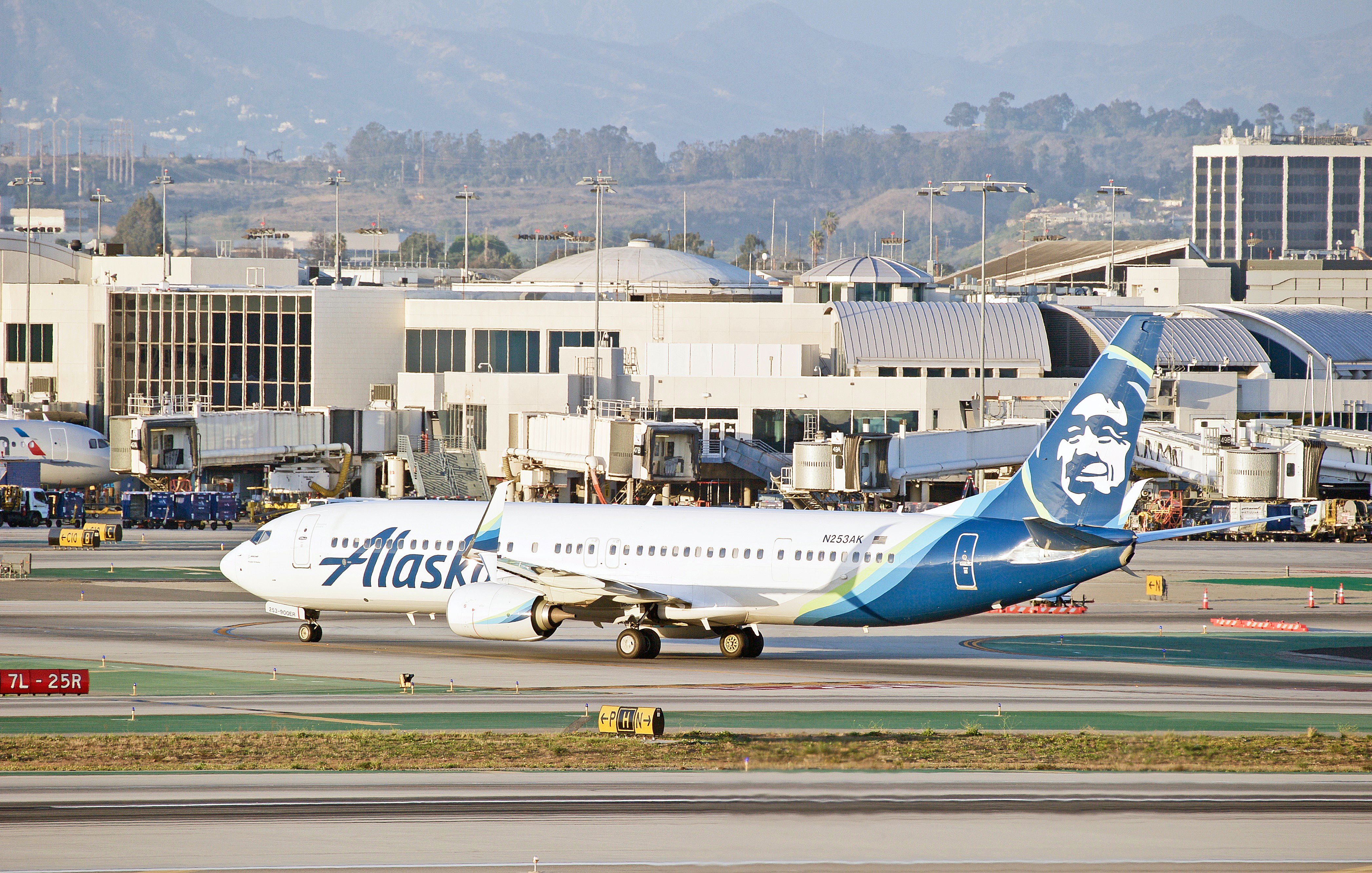 Alaska Airlines Highlights Key Learnings And Challenges In 2022 Sustainability Report