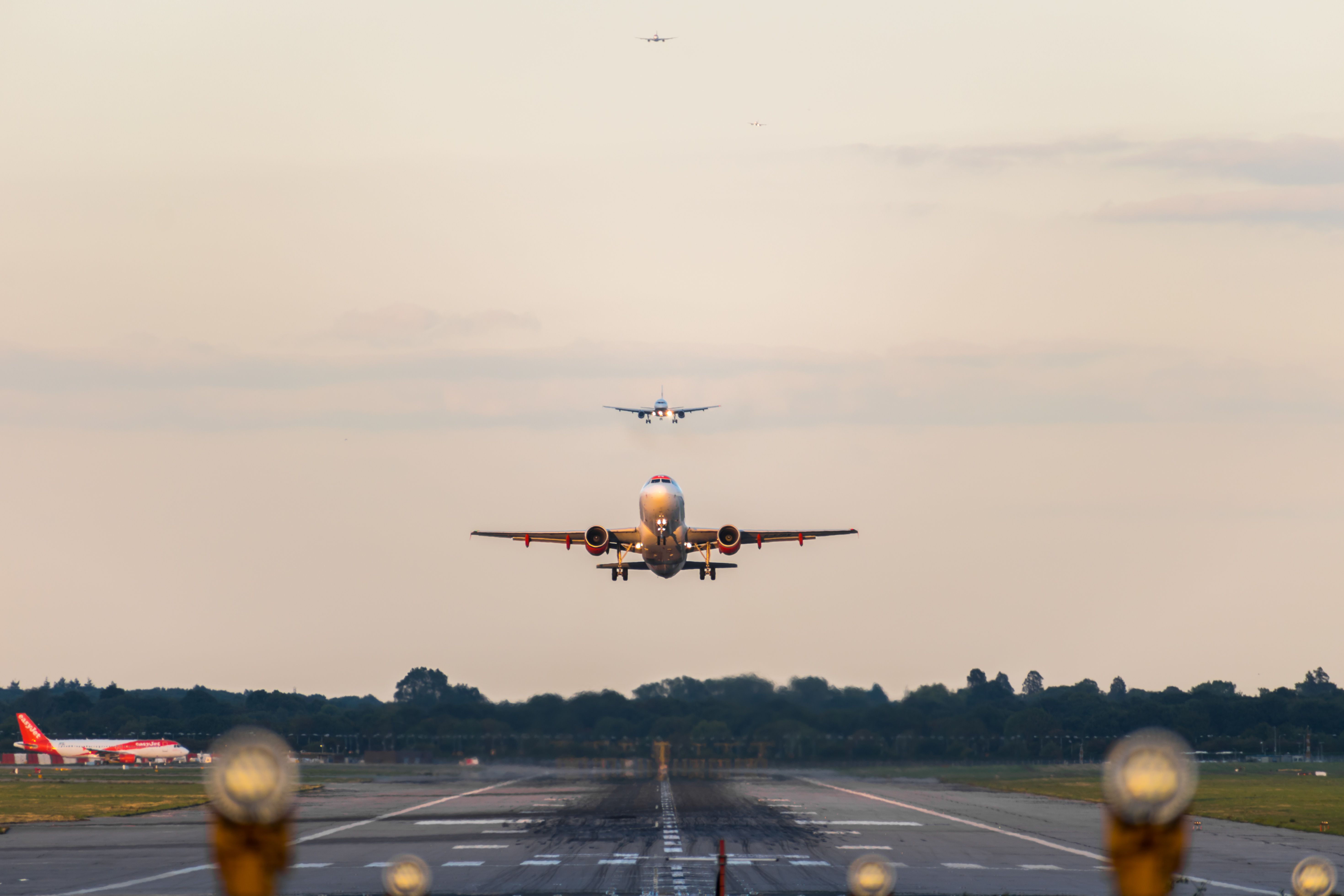 Weekend Strikes Called Off At London Gatwick Airport After Workers Vote For Pay Rise