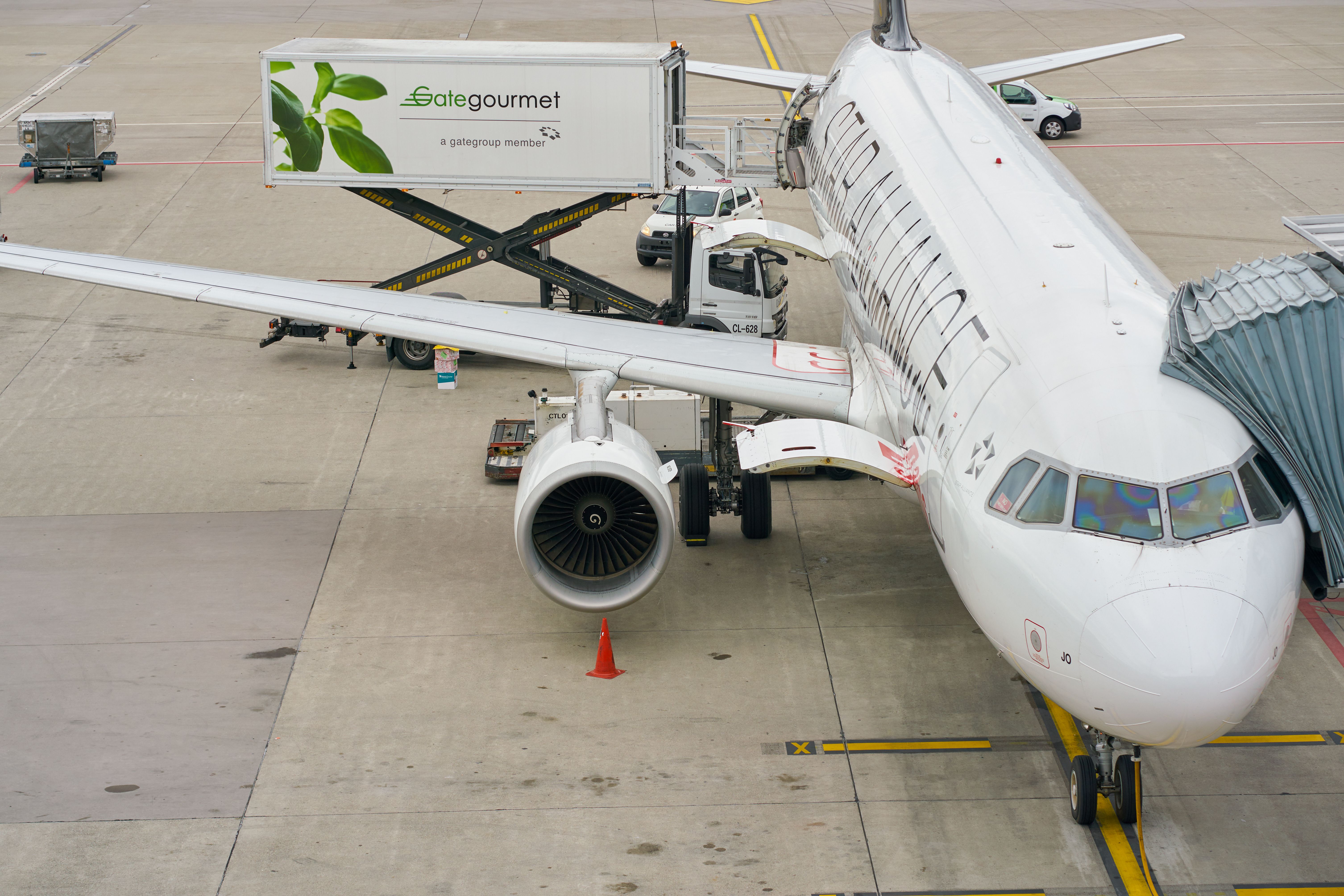 Inside Airline Catering: From Kitchen To 36,000 Feet
