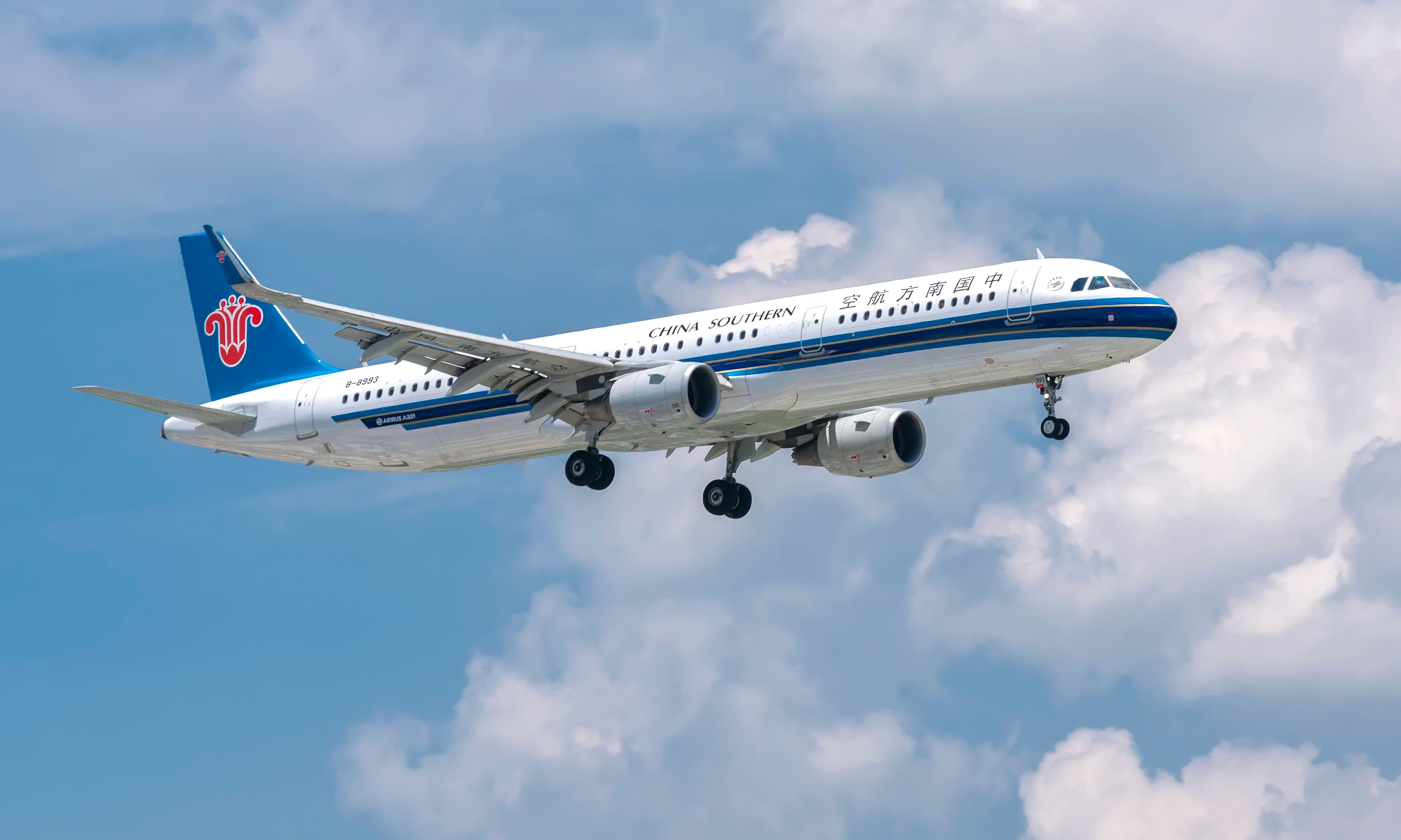 Airbus Pressing Chinese Airlines to Order as Widebody Slots Fill Up