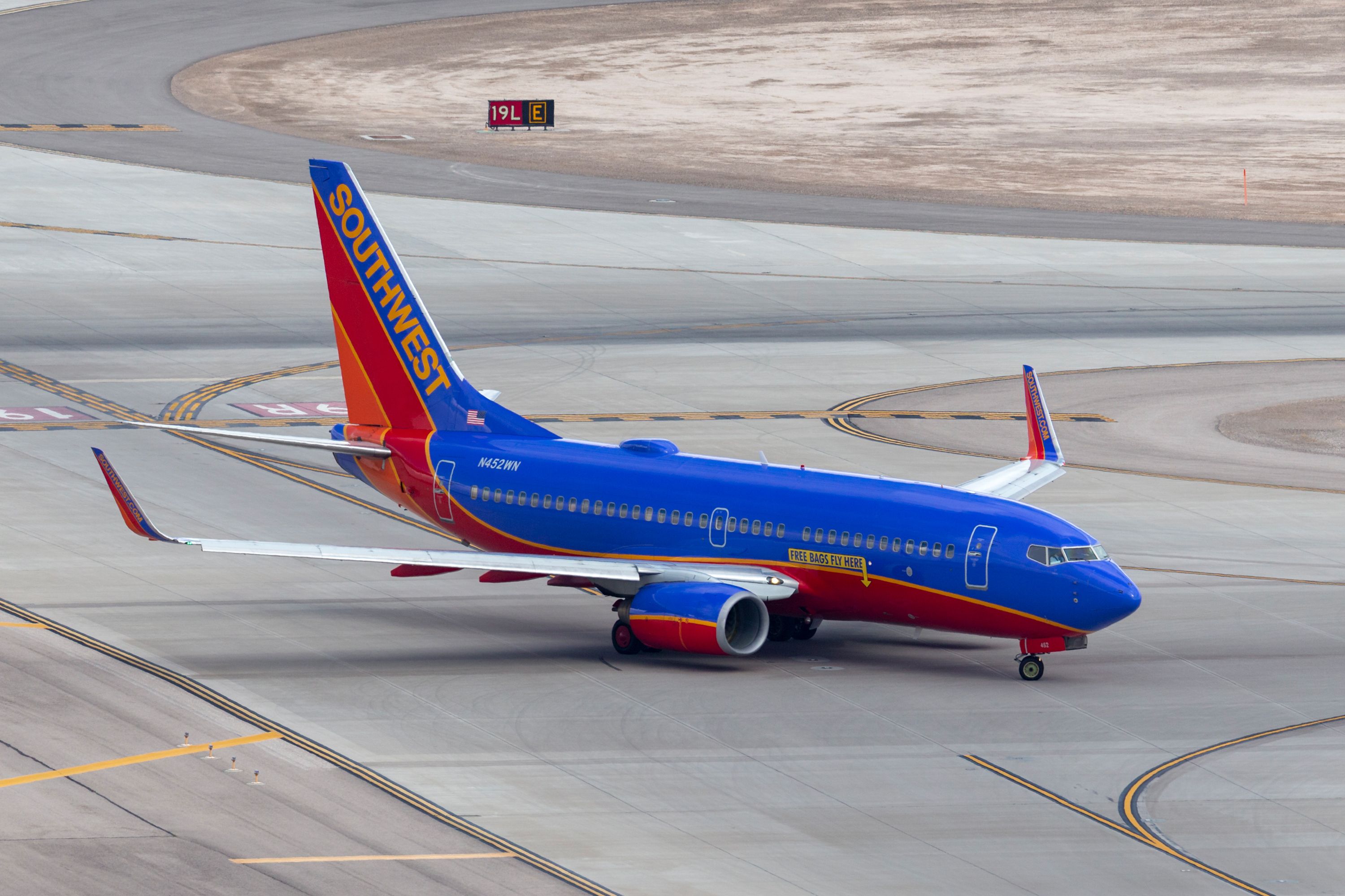 Southwest Airlines Boeing 737 Suffers Bird Strike Landing At Hollywood Burbank Airport