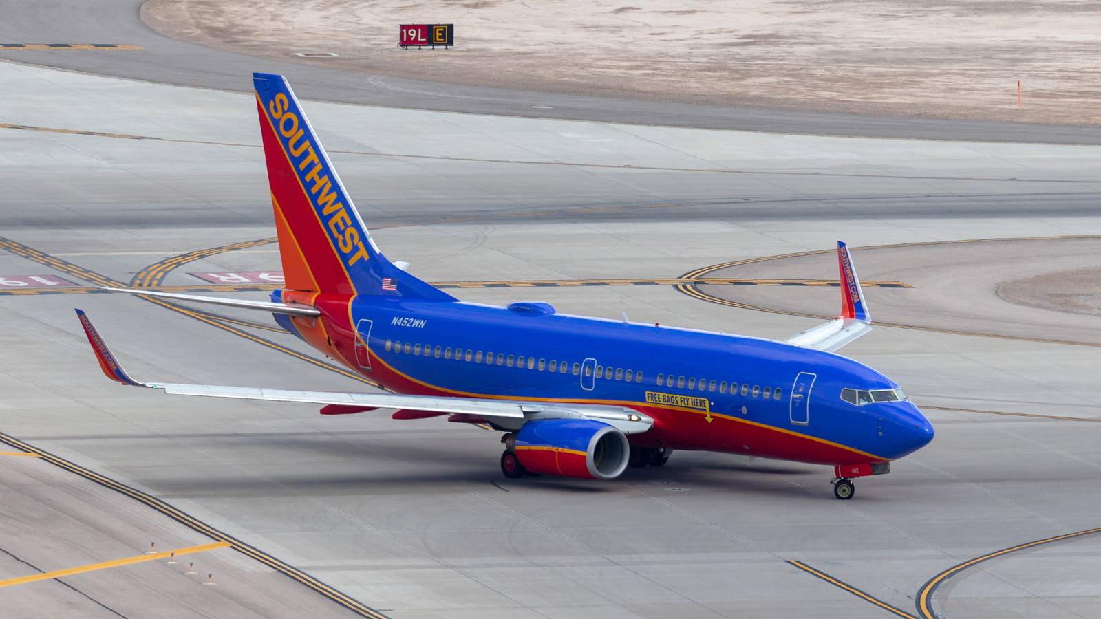 Southwest Airlines Boeing 737 Suffers Bird Strike Landing At Hollywood Burbank Airport