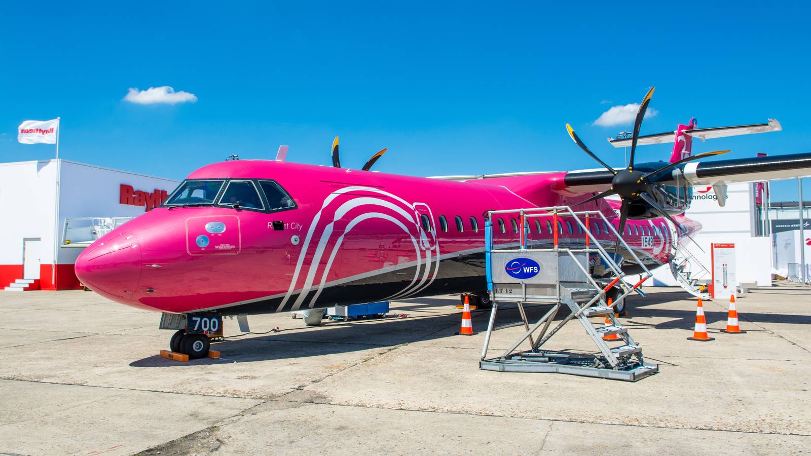 Amazon Cuts Ties With Silver Airways