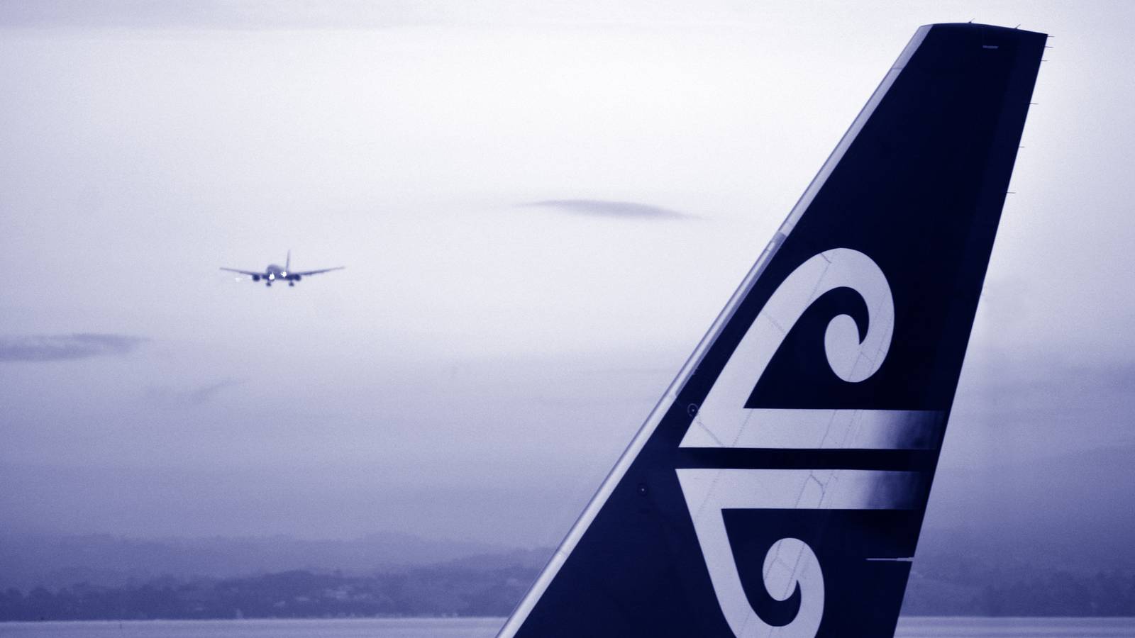Low Visibility Restricts Flights At Auckland Airport