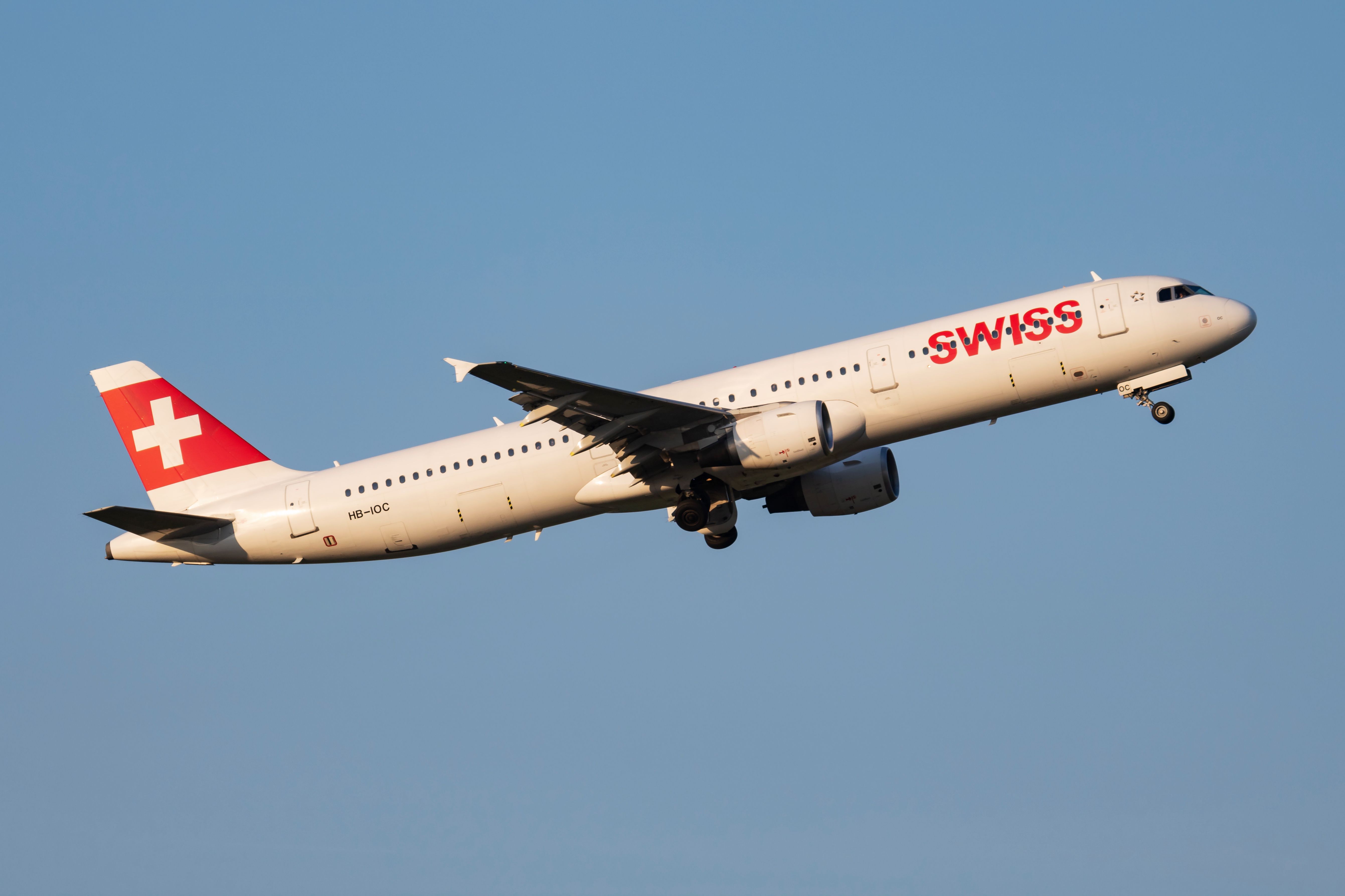 SWISS Bids Special Farewell To Airbus A321 That Carried 7 Million Passengers For The Airline