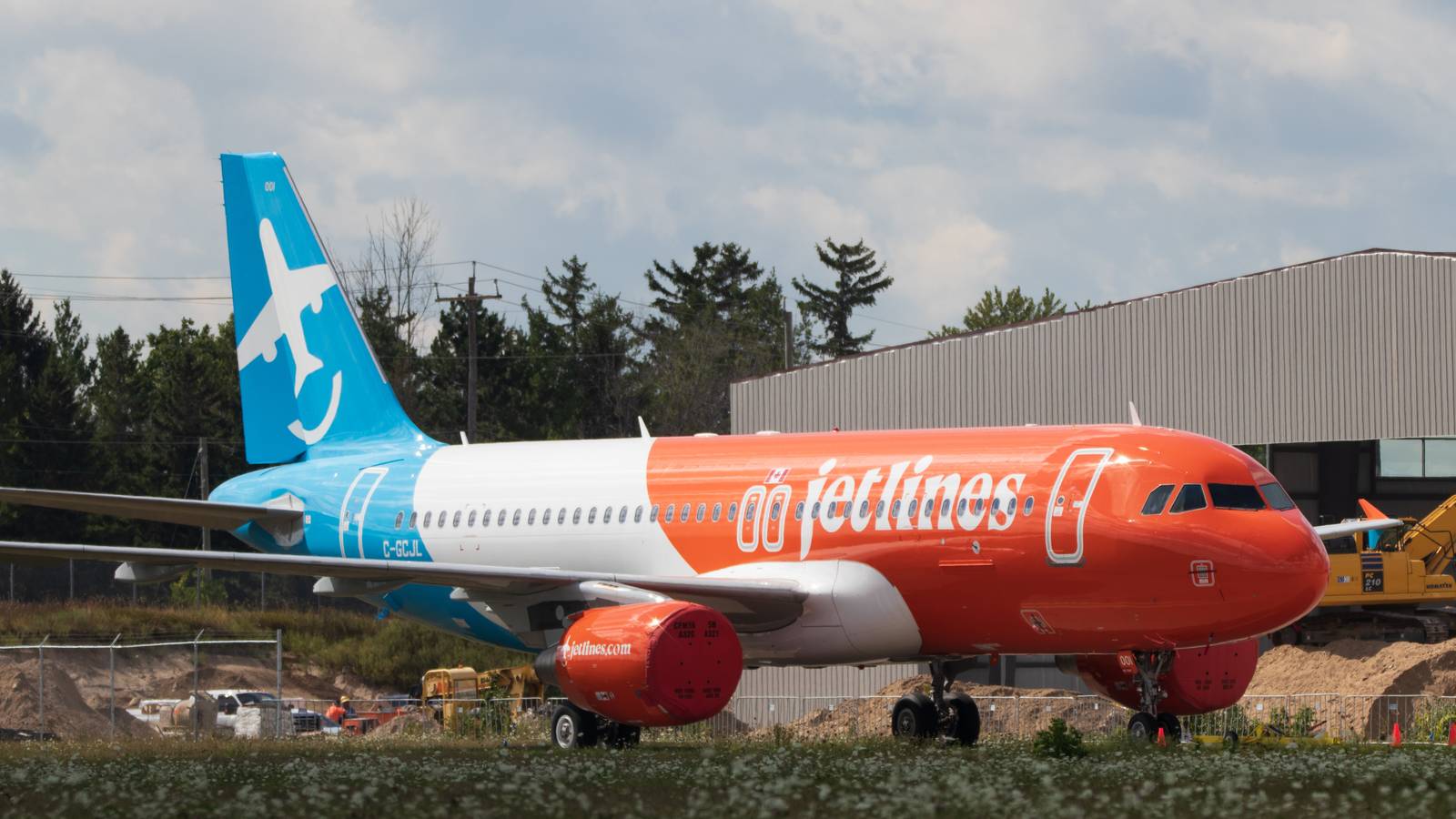 Slowly Growing: Canada's Jetlines Takes Delivery Of Its 3rd Airbus A320