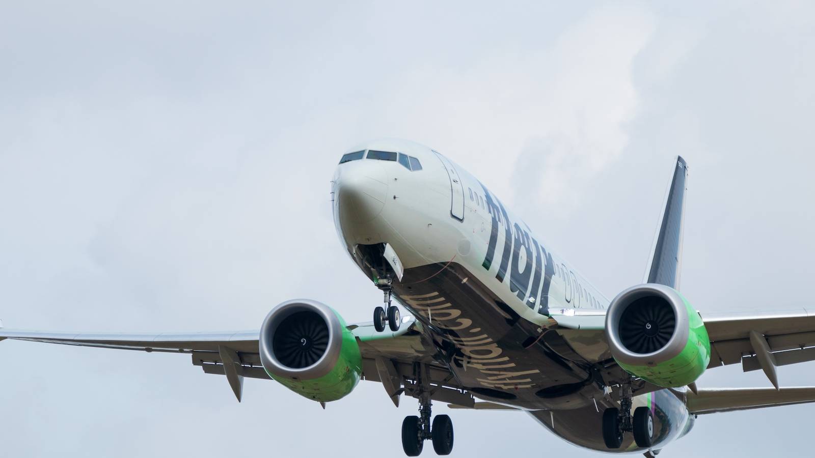 3.5-Hour Flair Airlines Service Becomes 10-Hour Flight To Nowhere