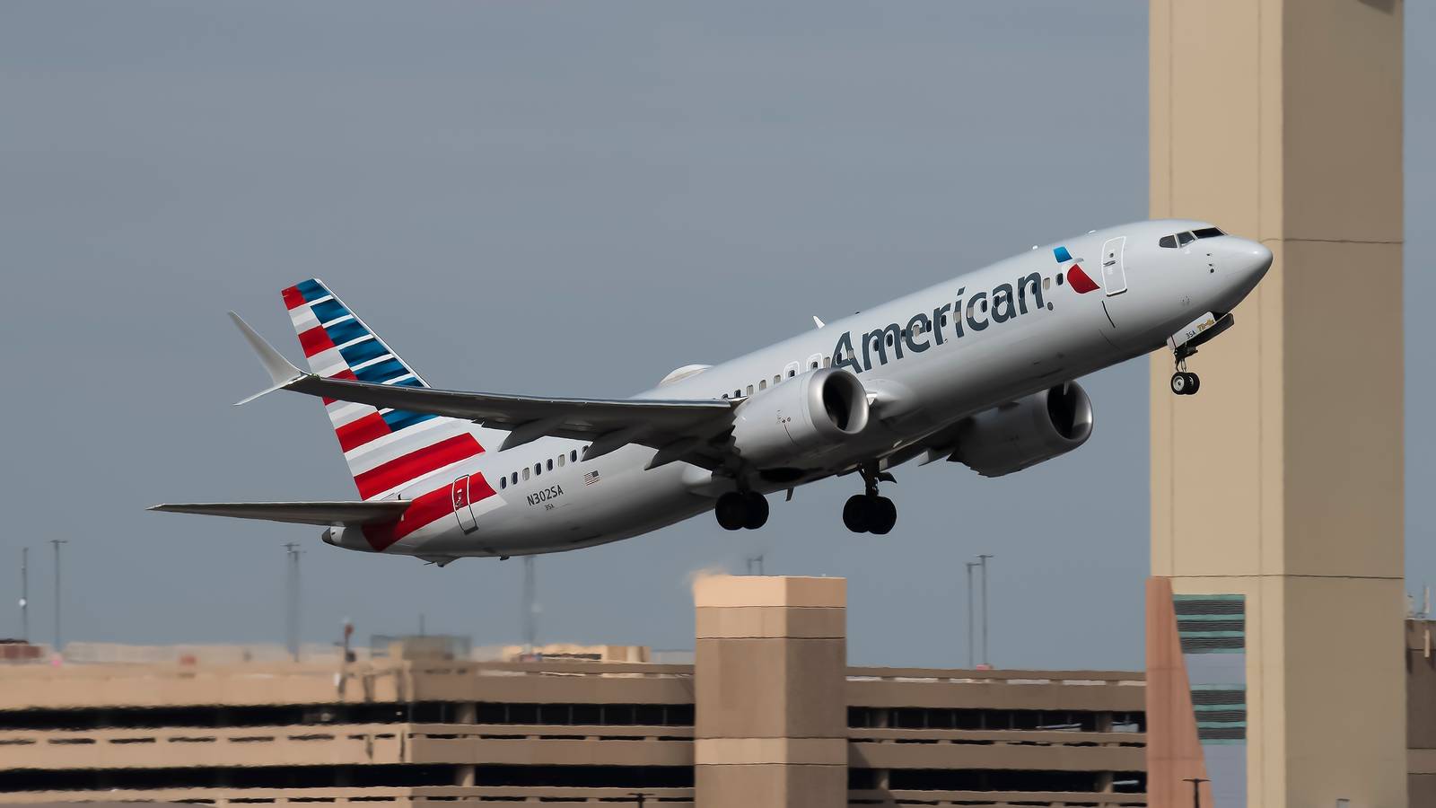 American Airlines Pilots To Vote On New Contract With 41.5% In Pay Raises