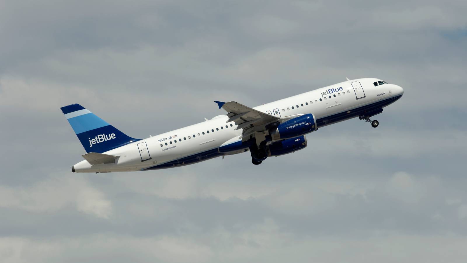 JetBlue To Retire Its First Aircraft: A 23 Year-Old Airbus A320
