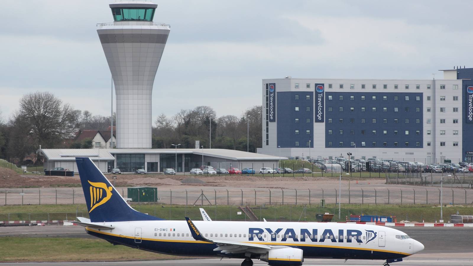 Pay Related Strikes Expected To Cause Airport Security Chaos In Birmingham