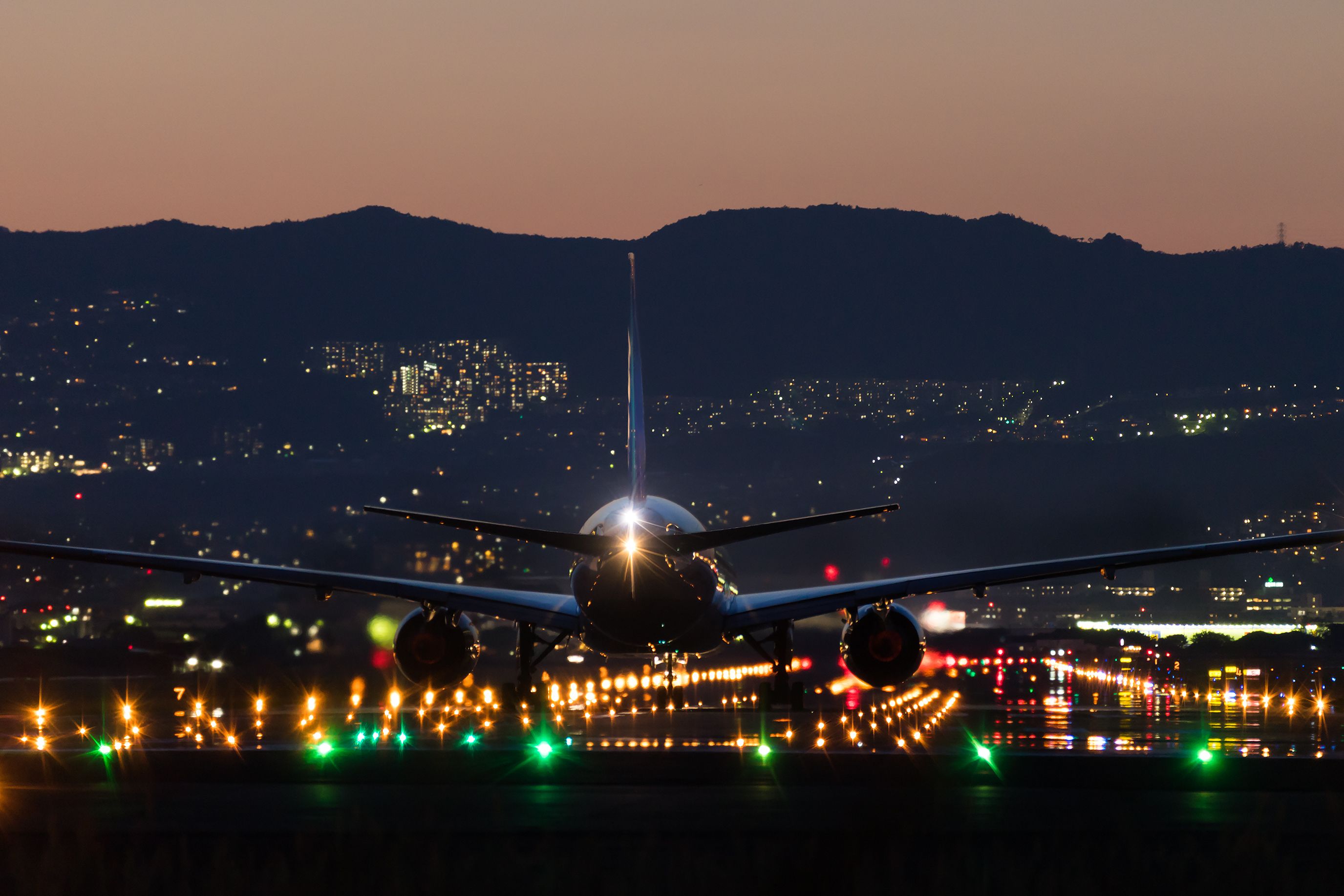 What Are Airport Curfews And Why Do They Matter?