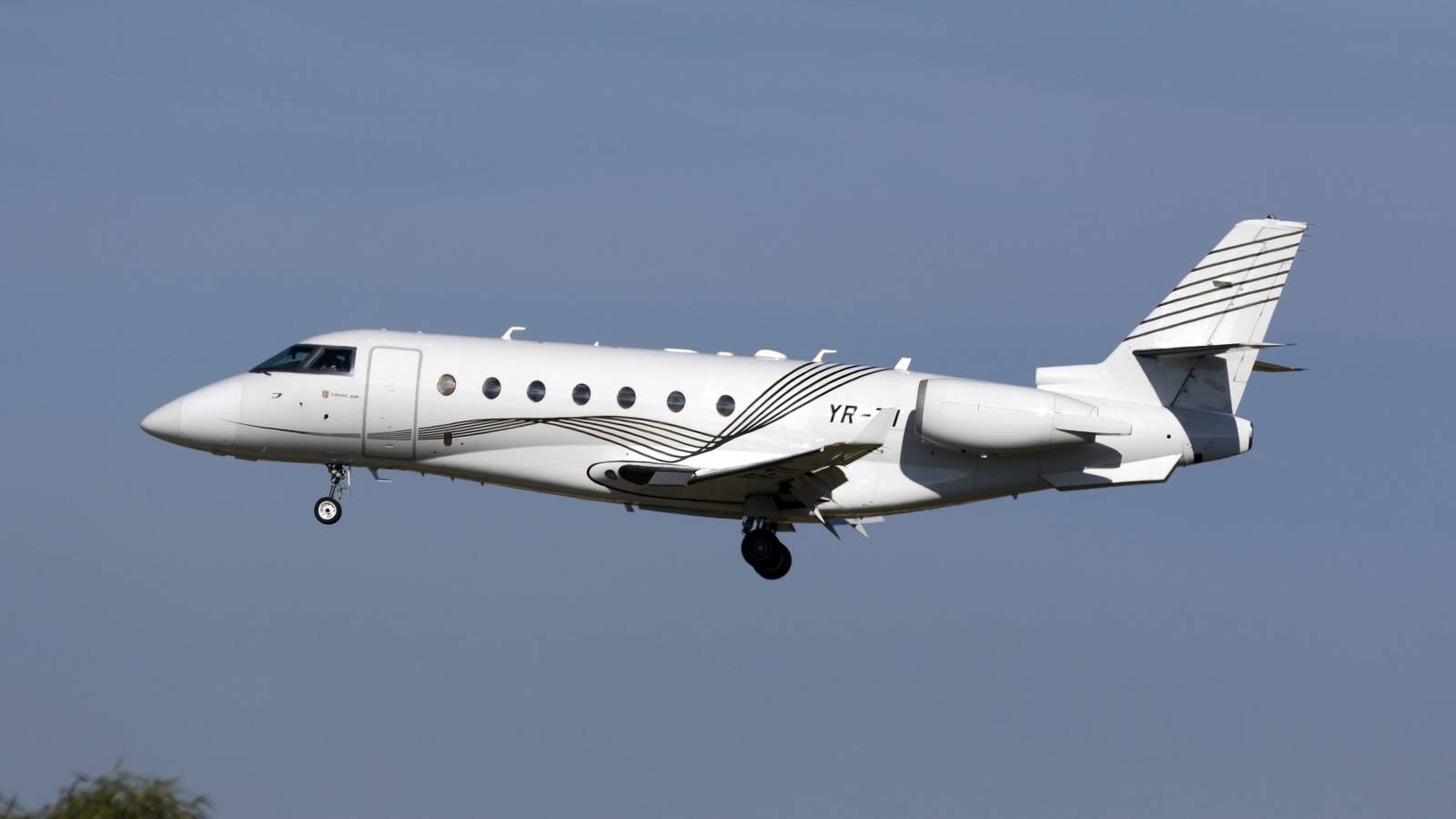 Top 5: The Private Jets That Require The Longest Runways To Take Off