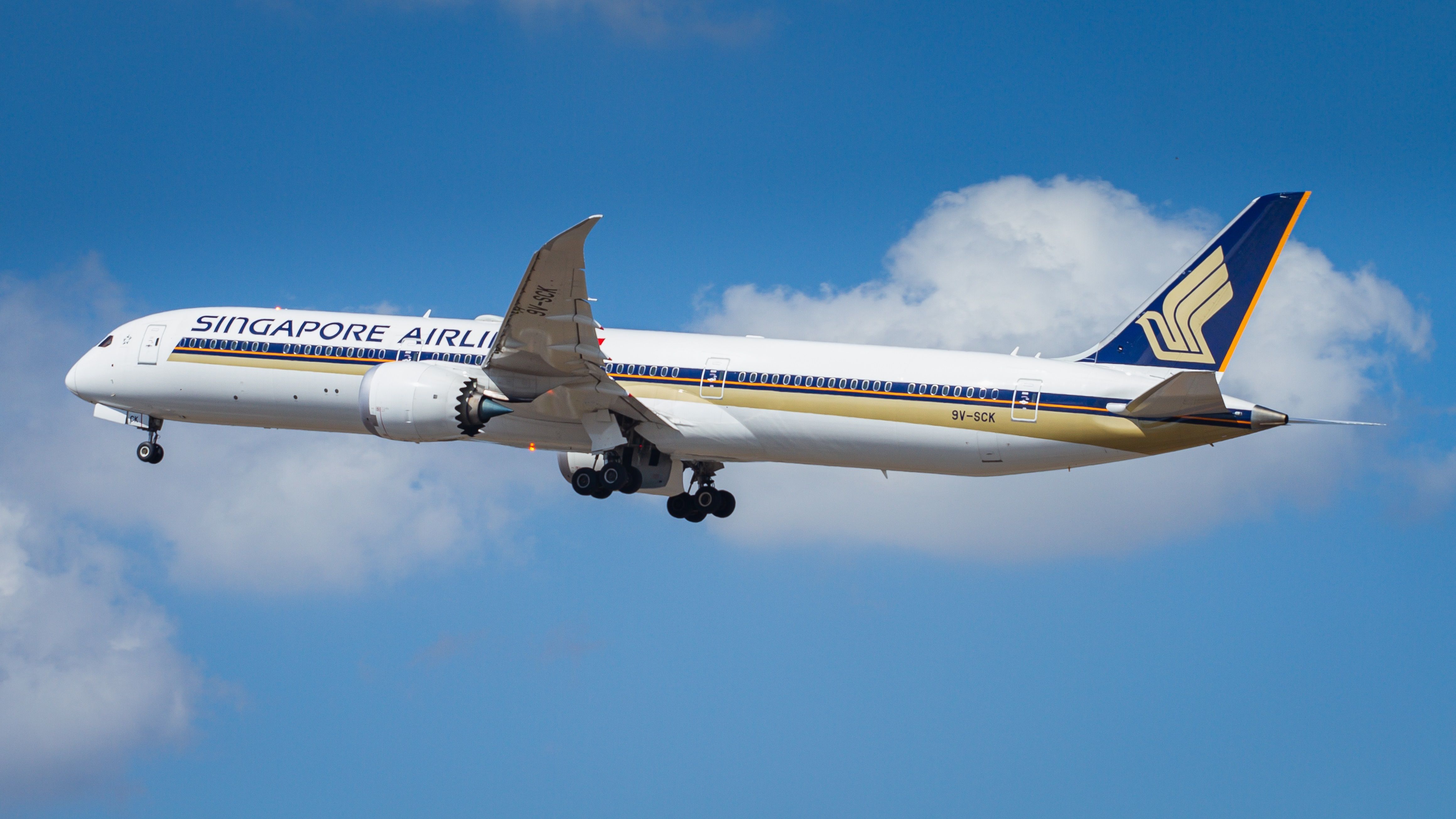 Singapore Airlines' Boeing 787 Dreamliners Will Fly 14