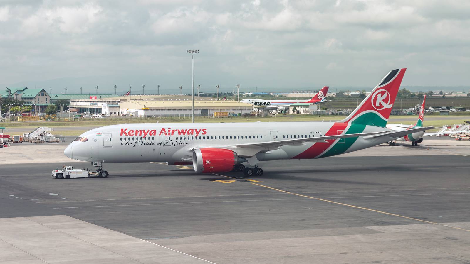 Kenyan Transport Minister Fires Nairobi Airport Boss After Power Cut Delays Passengers