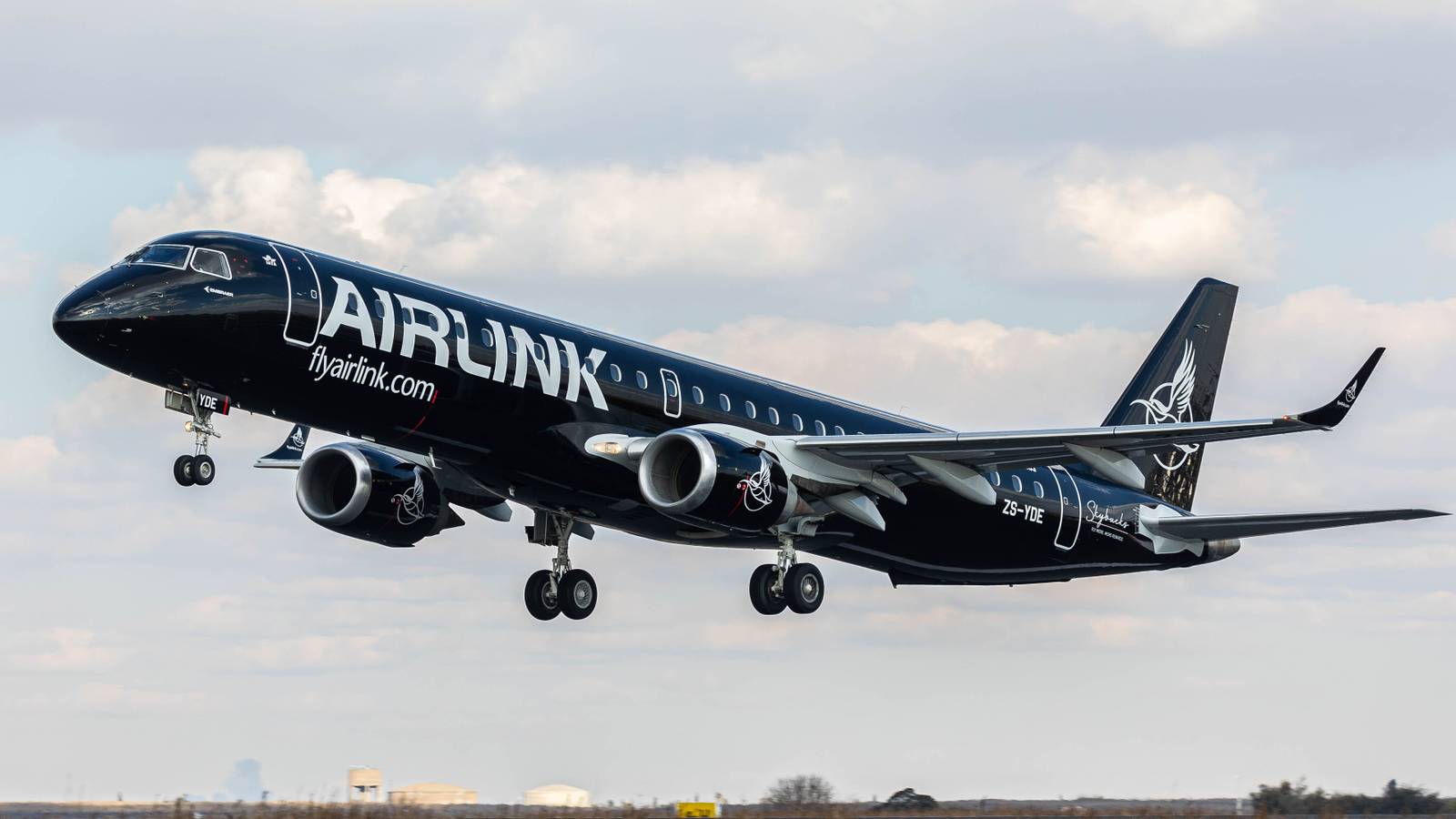 Windhoek Airport Evicts Ground Handler Menzies Leading To Flight Disruption