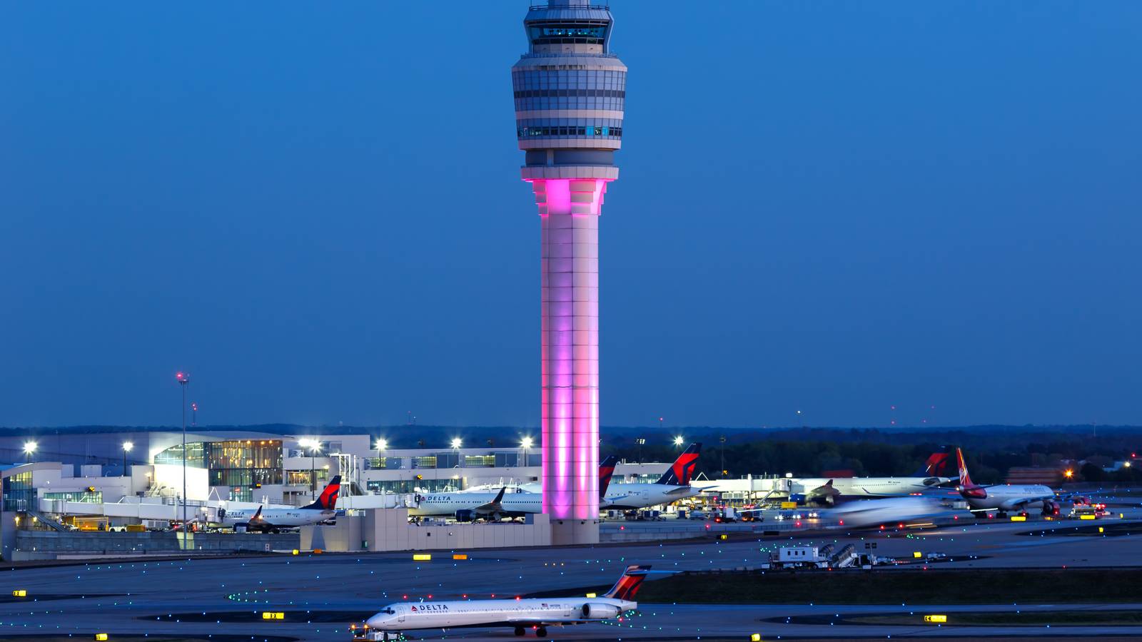 Interview: How Can Airports Lead The Industry's Decarbonization?