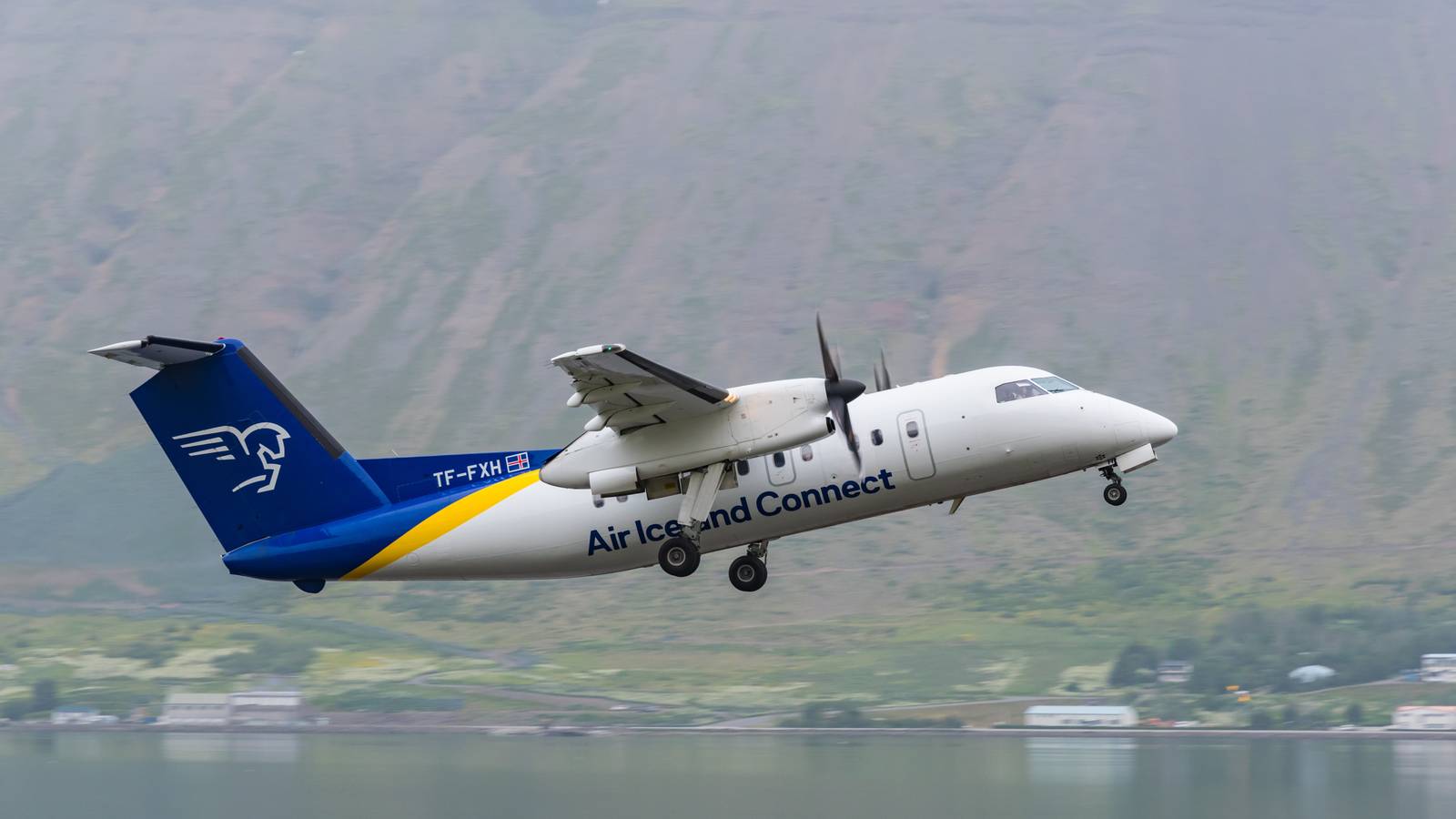 There Are 2 Overnight Dash 8 Routes Planned This August