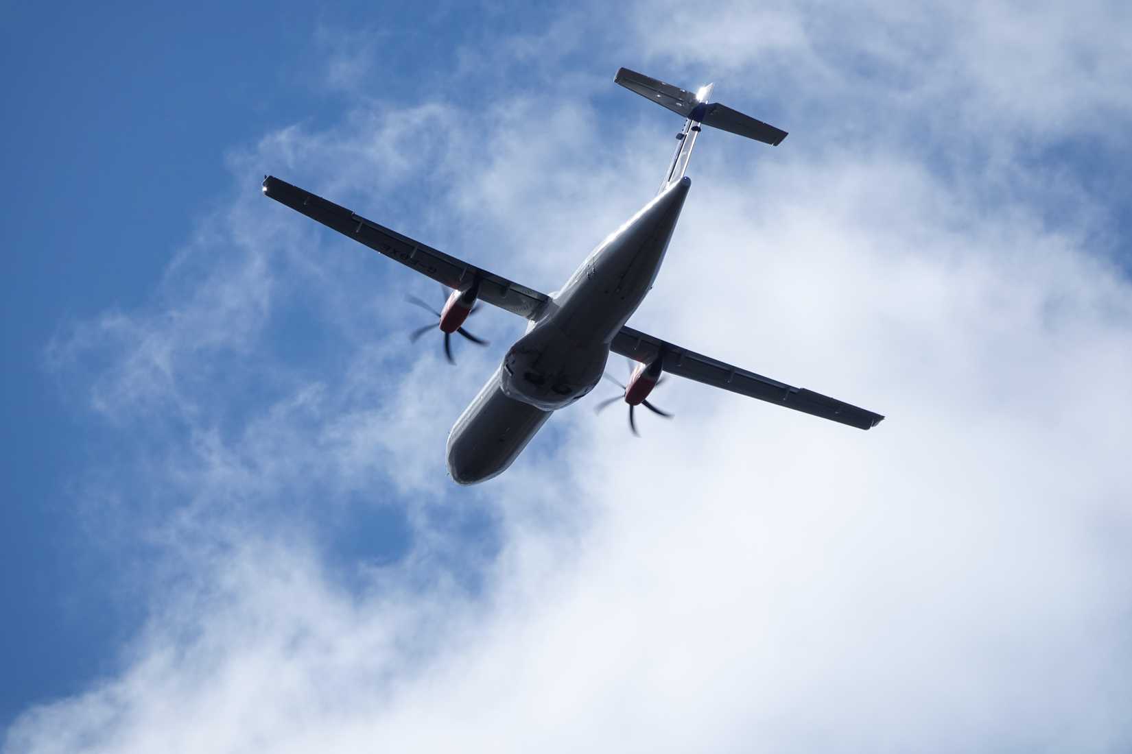 An ATR 72-600 flying