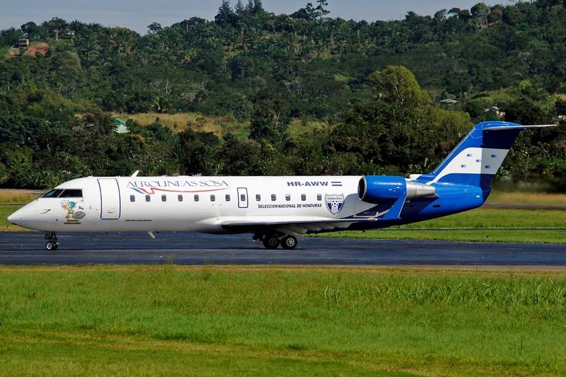 Top 5: The World's Oldest Active Bombardier CRJ100/200 Series Jets