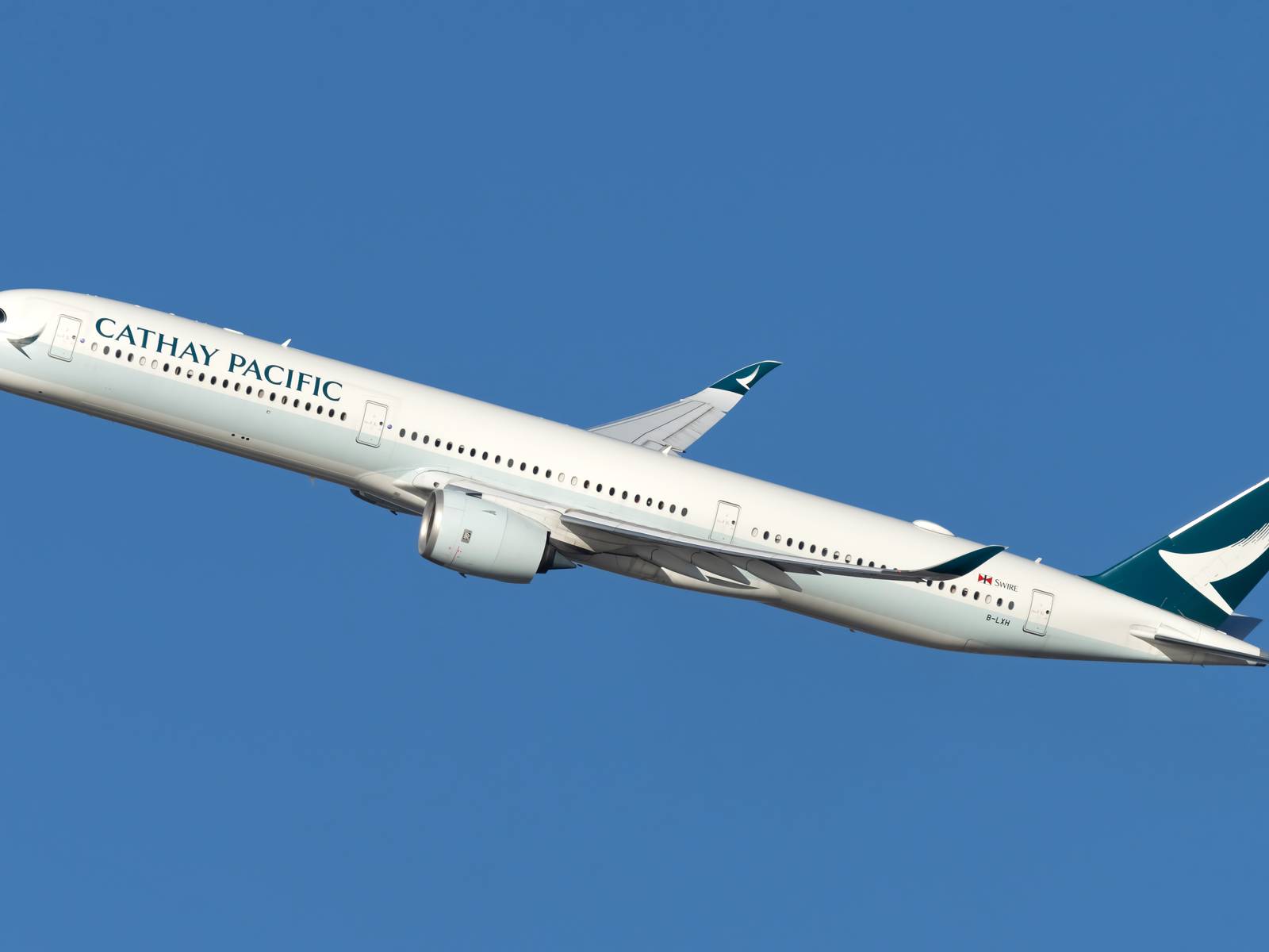 cathay-pacific-airbus-a350-1k-