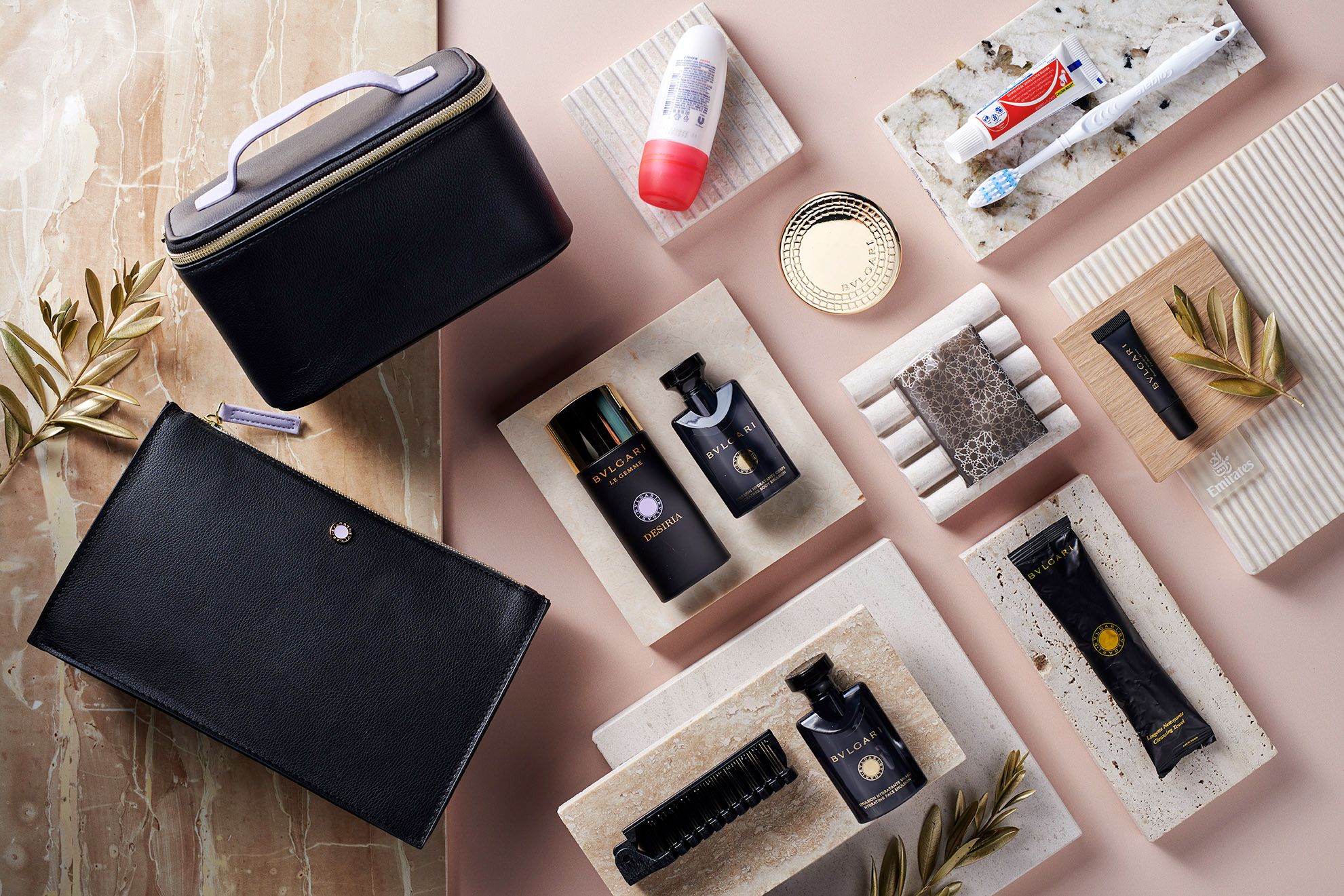 【ブルガリ】エミレーツ航空アメニティ BVLGARI Emirates Emirates Unveils New Bulgari Onboard Amenity Kits
