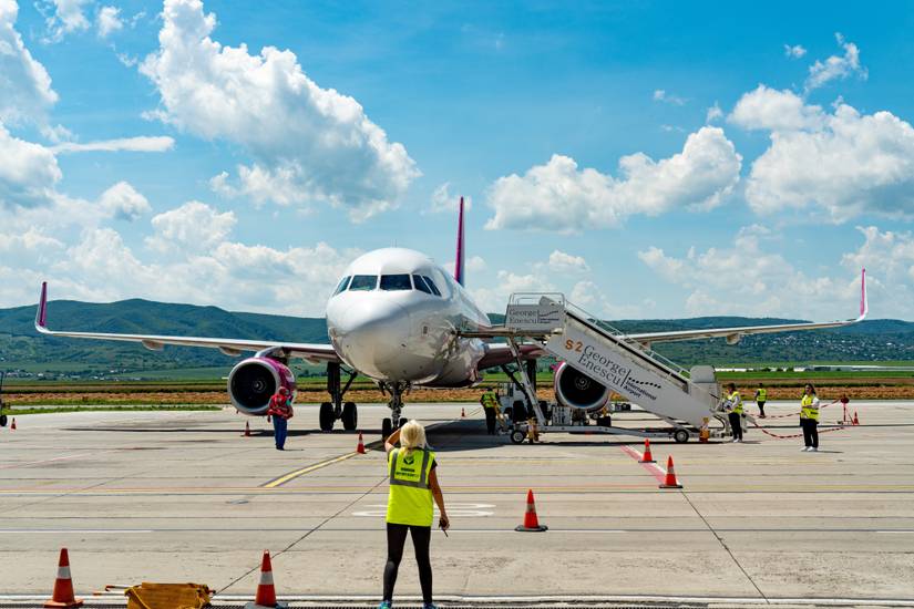 FAA Issues New Alert To Prevent Ground Crew Injuries