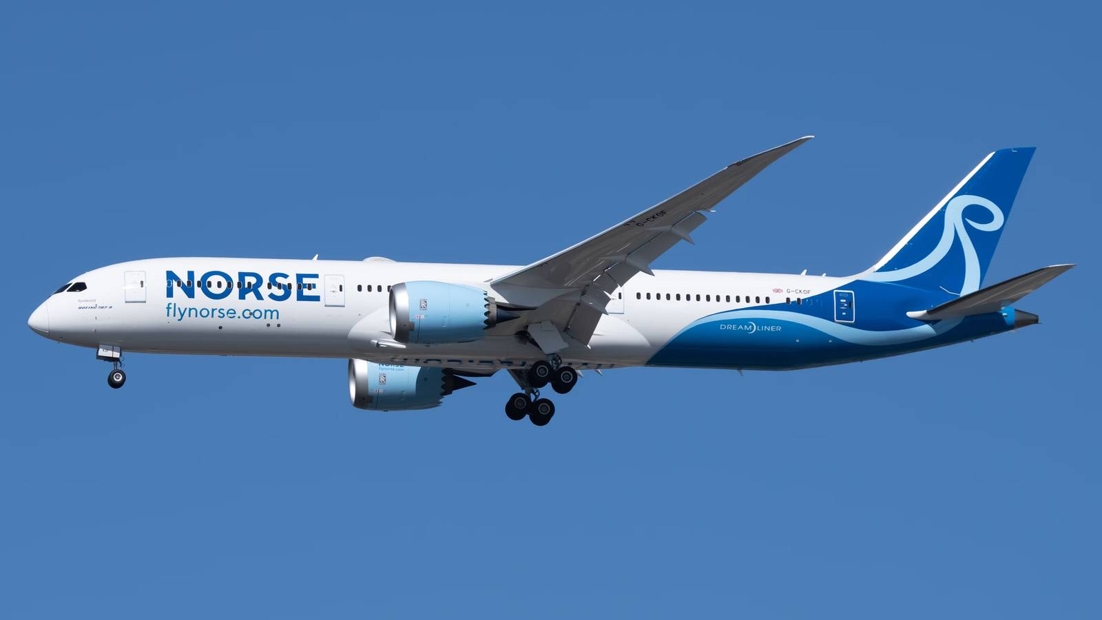 The Cheapest Ways To Fly Transatlantic This Summer