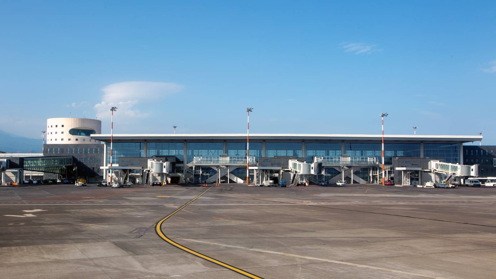 Catania Airport Fire: Over 8,000 Passengers Grounded Following Air Malta Cancellations