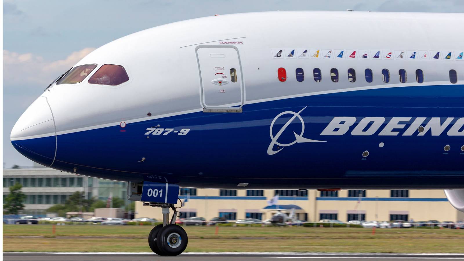 How Are Component Replacements Helping Collins Aerospace To Reduce Carbon Emissions?