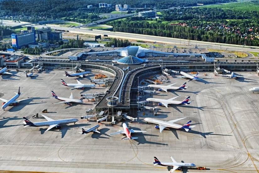 Moscow Airports Close After Ukrainian Drone Strike