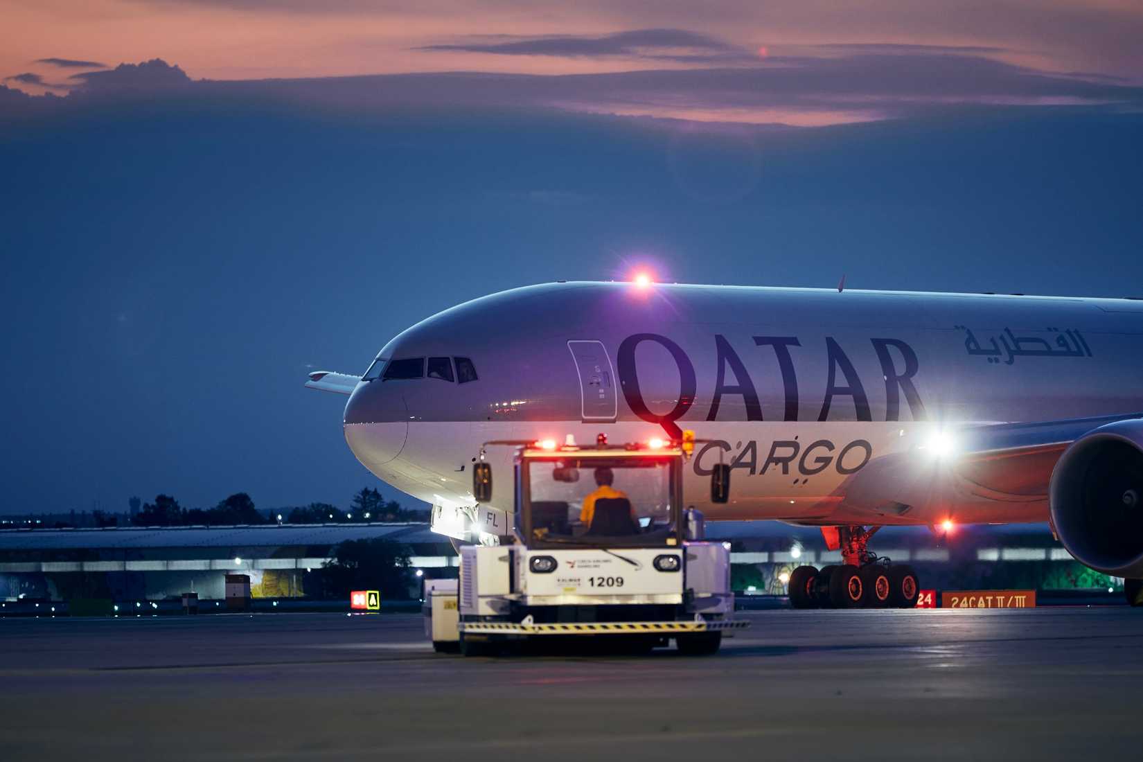 Qatar Airways Boeing 777F